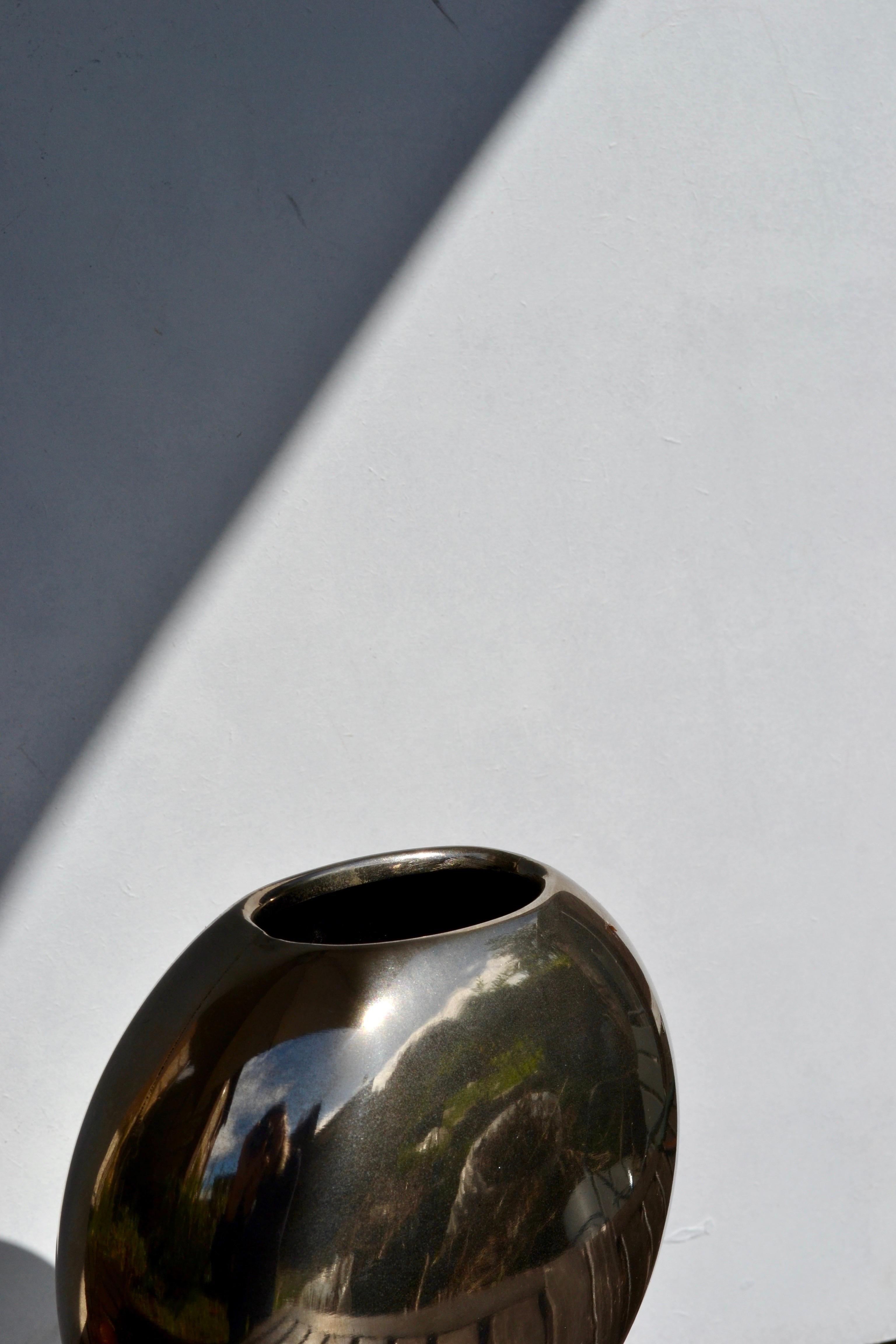 French Metal Vase – Lens Shape, 1970s For Sale 5