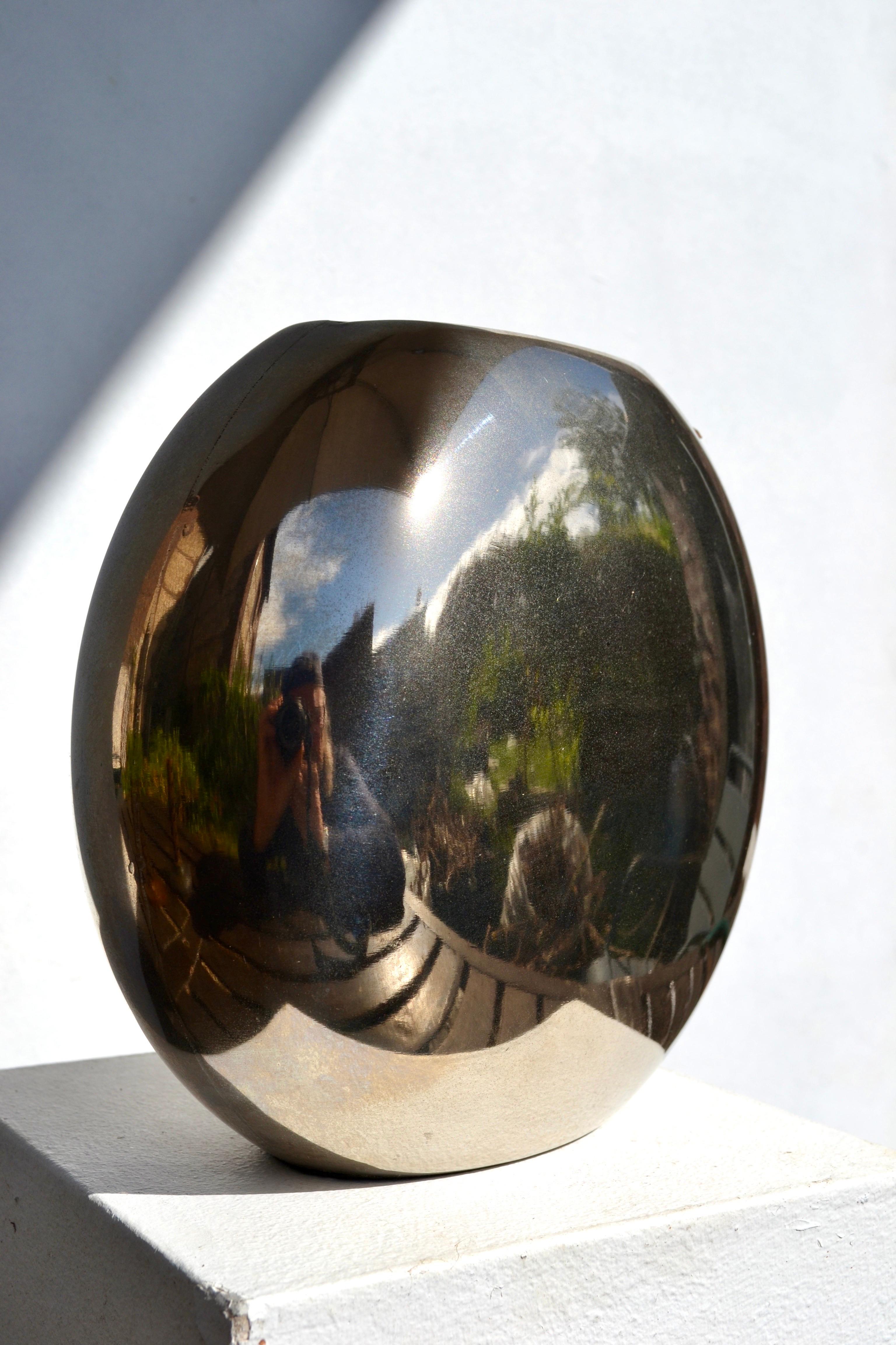 Mid-Century Modern French Metal Vase – Lens Shape, 1970s For Sale