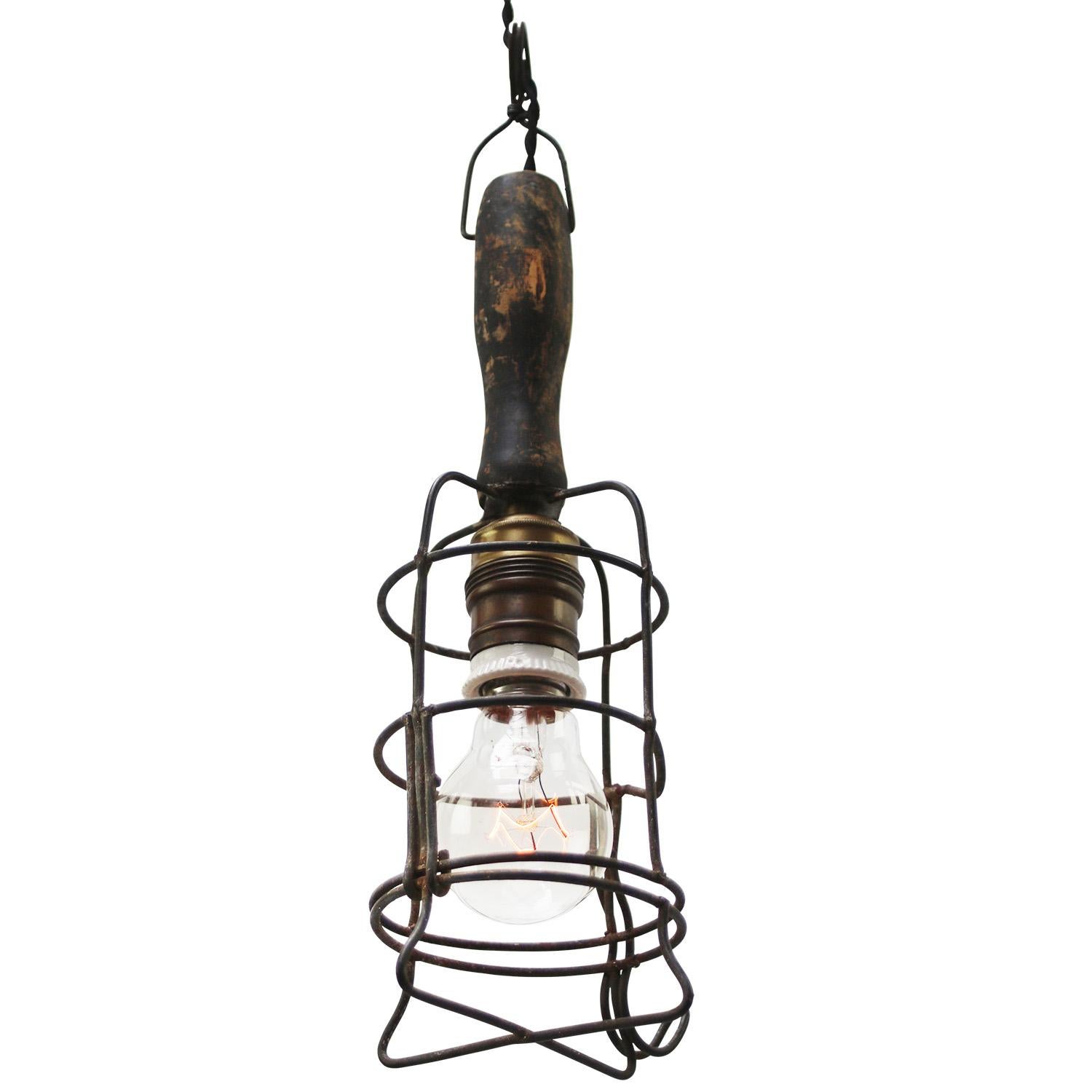 French Metal Vintage Industrial Wooden Work Light Pendant Lamp In Good Condition For Sale In Amsterdam, NL