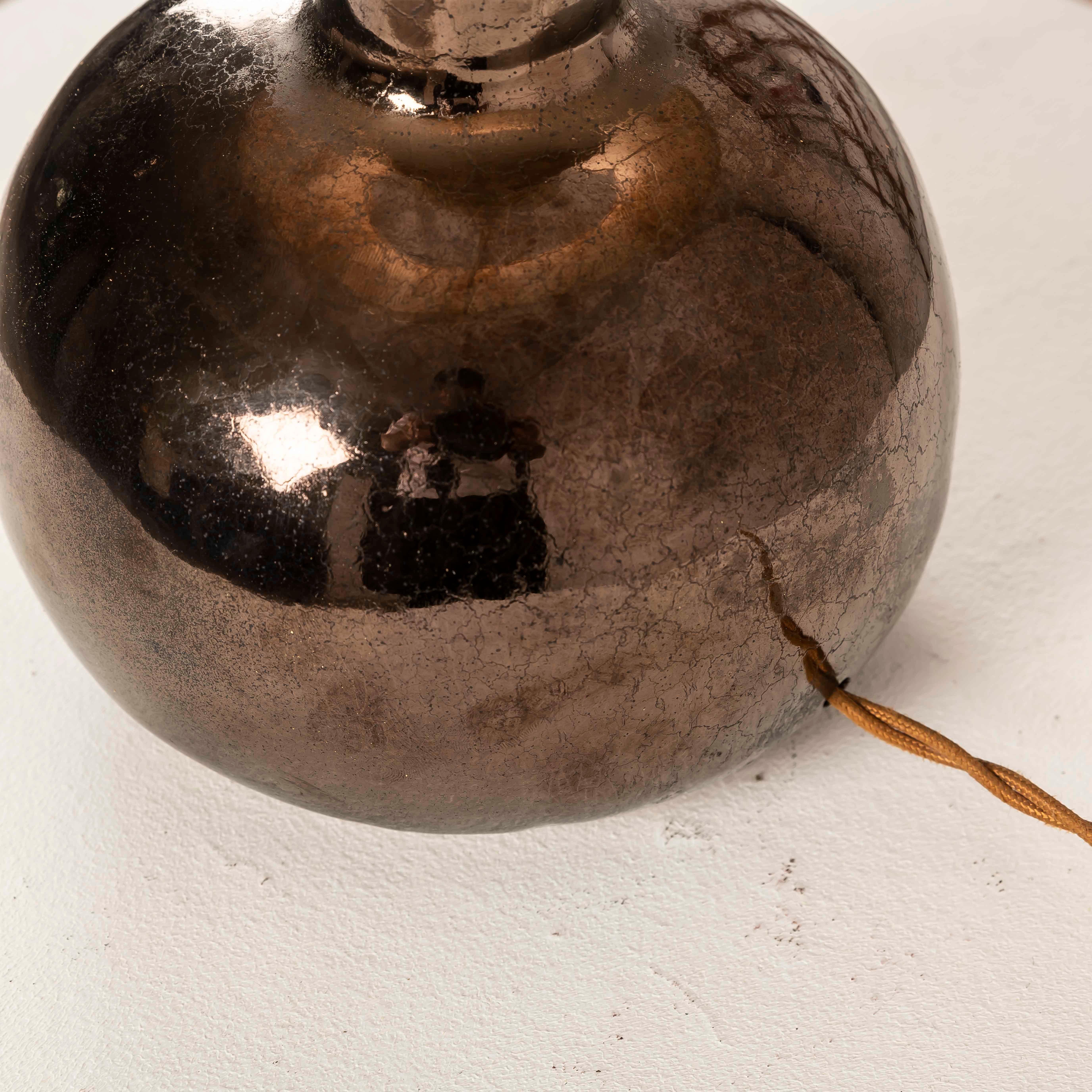 French Metallic-Lustre Ceramic Boule Table Lamp, Vallauris, 1950s In Good Condition For Sale In BARCELONA, ES