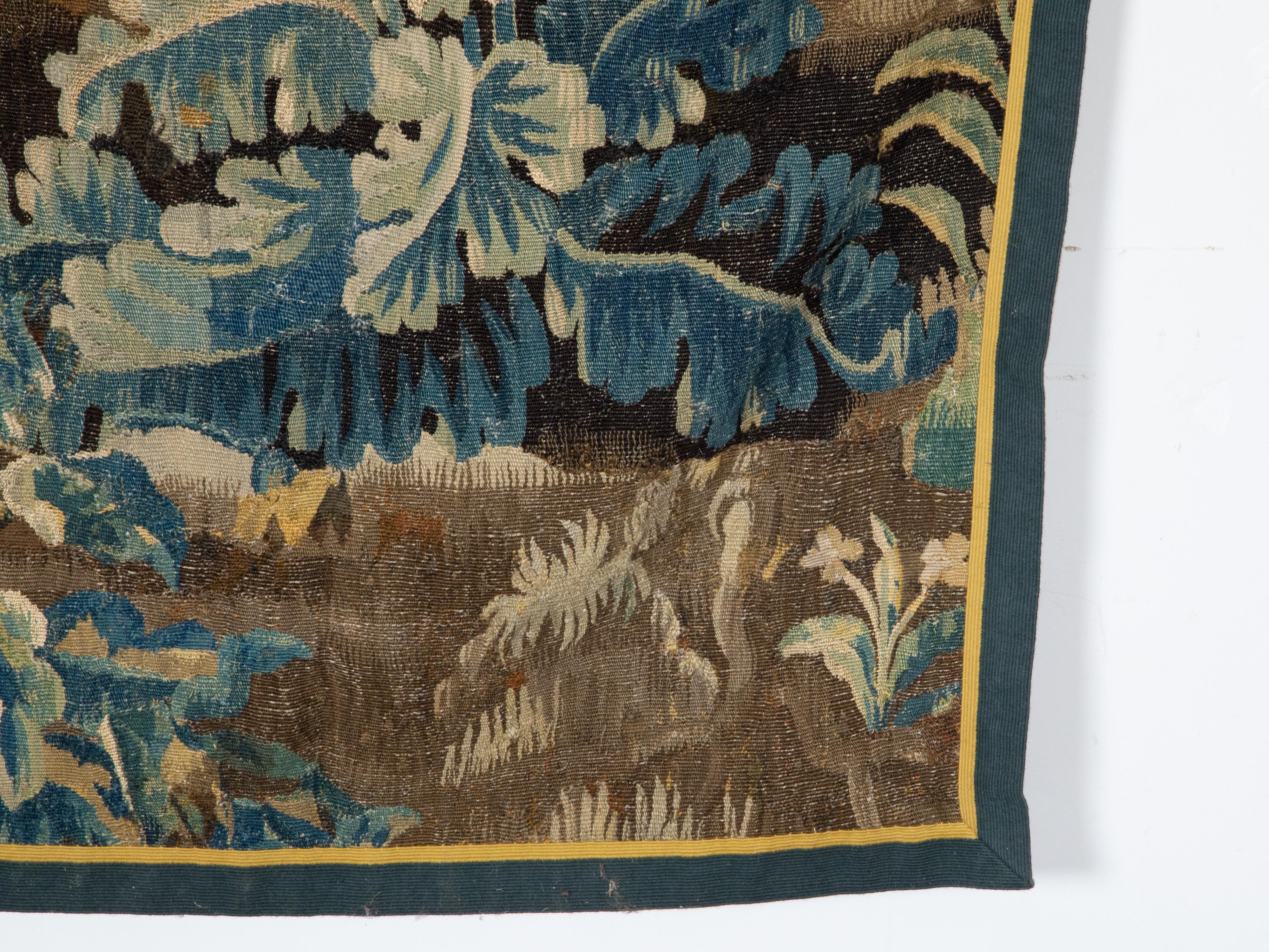 French Mid-18th Century Aubusson Vertical Tapestry Depicting a Bird in the Woods For Sale 2