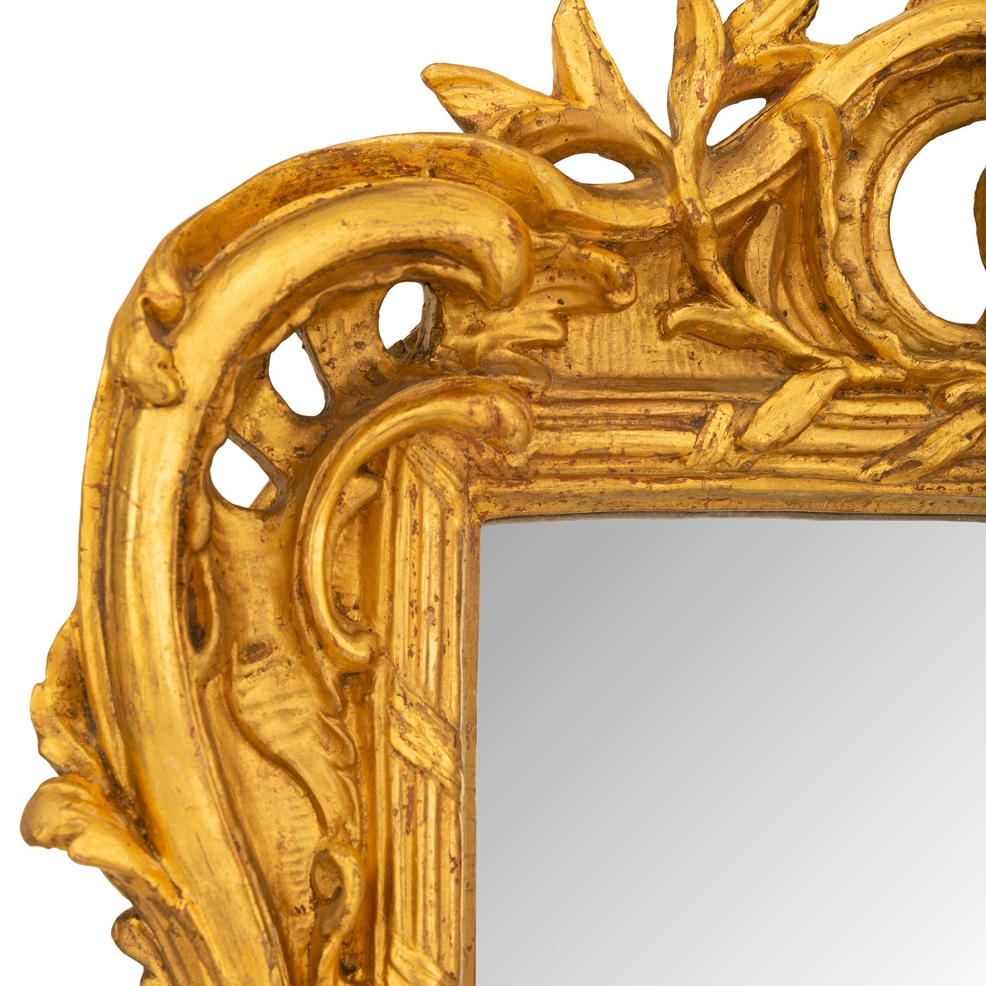 French Mid 18th Century Louis XV Period Giltwood Mirror For Sale 1