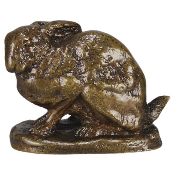 Französische Tierier-Bronze „Lapin Assis“ von Antoine L Barye, Mitte des 19. Jahrhunderts im Angebot