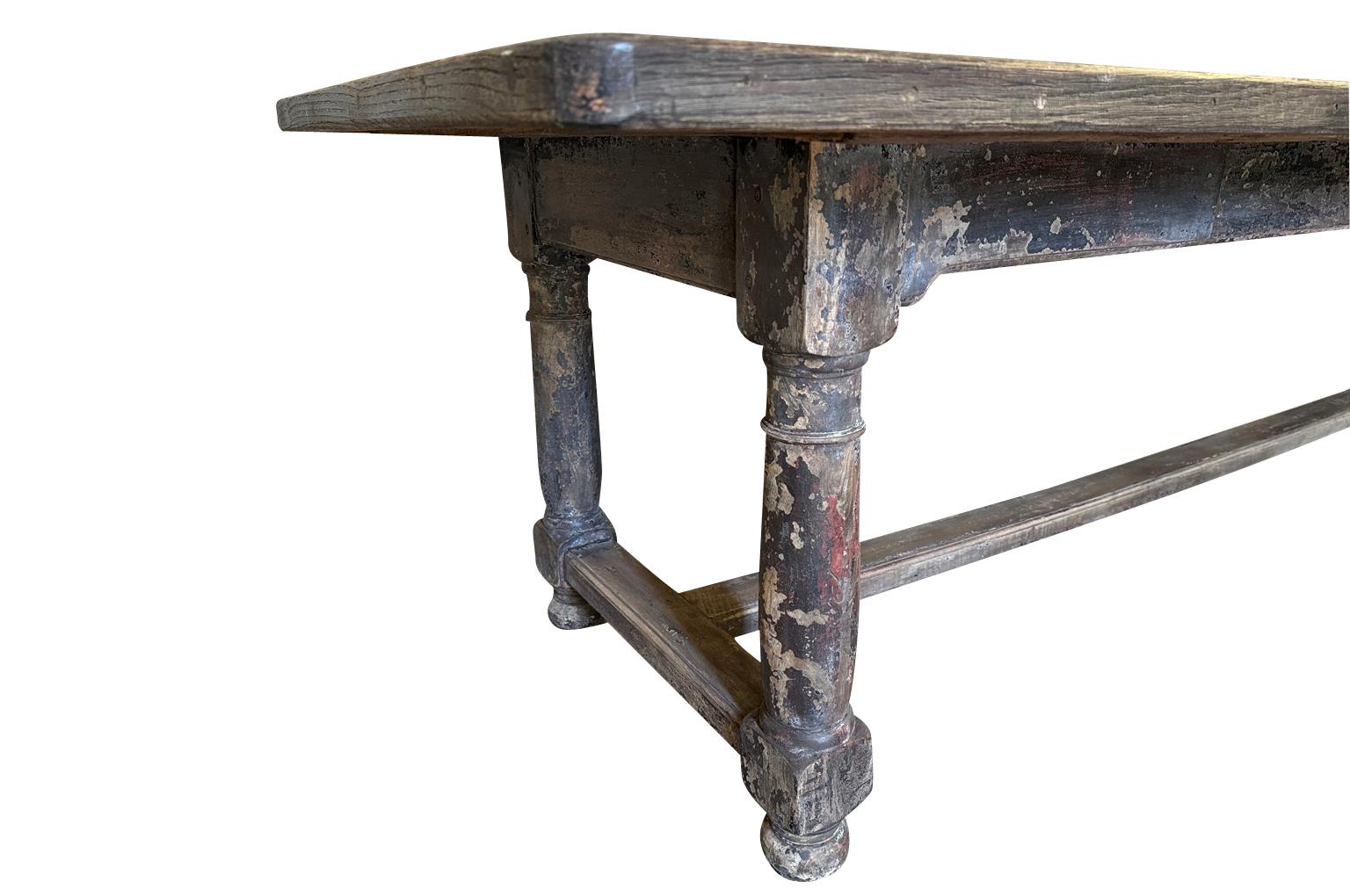 Table de salle à manger française du milieu du XIXe siècle en vente 1