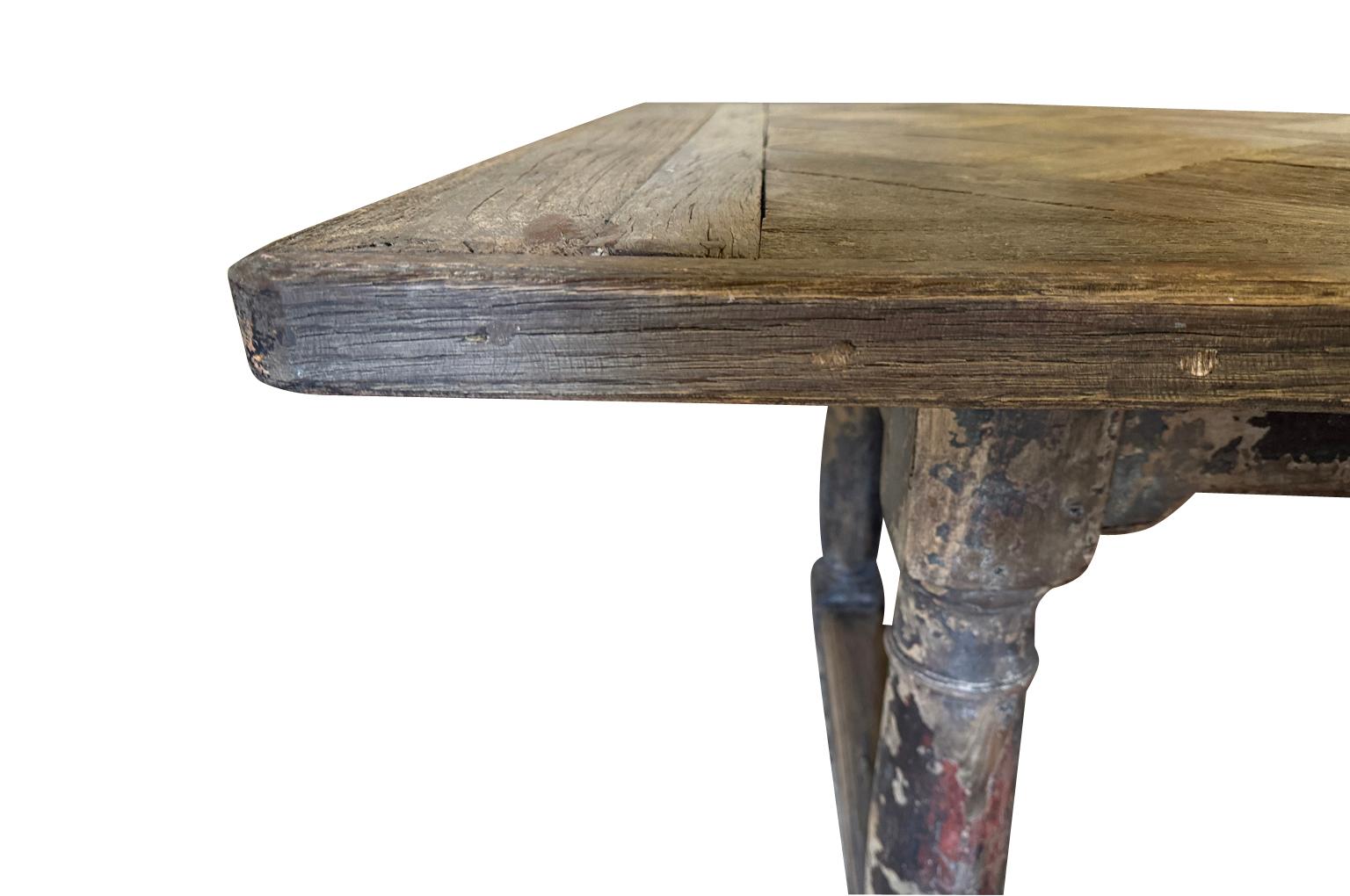 Table de salle à manger française du milieu du XIXe siècle en vente 2