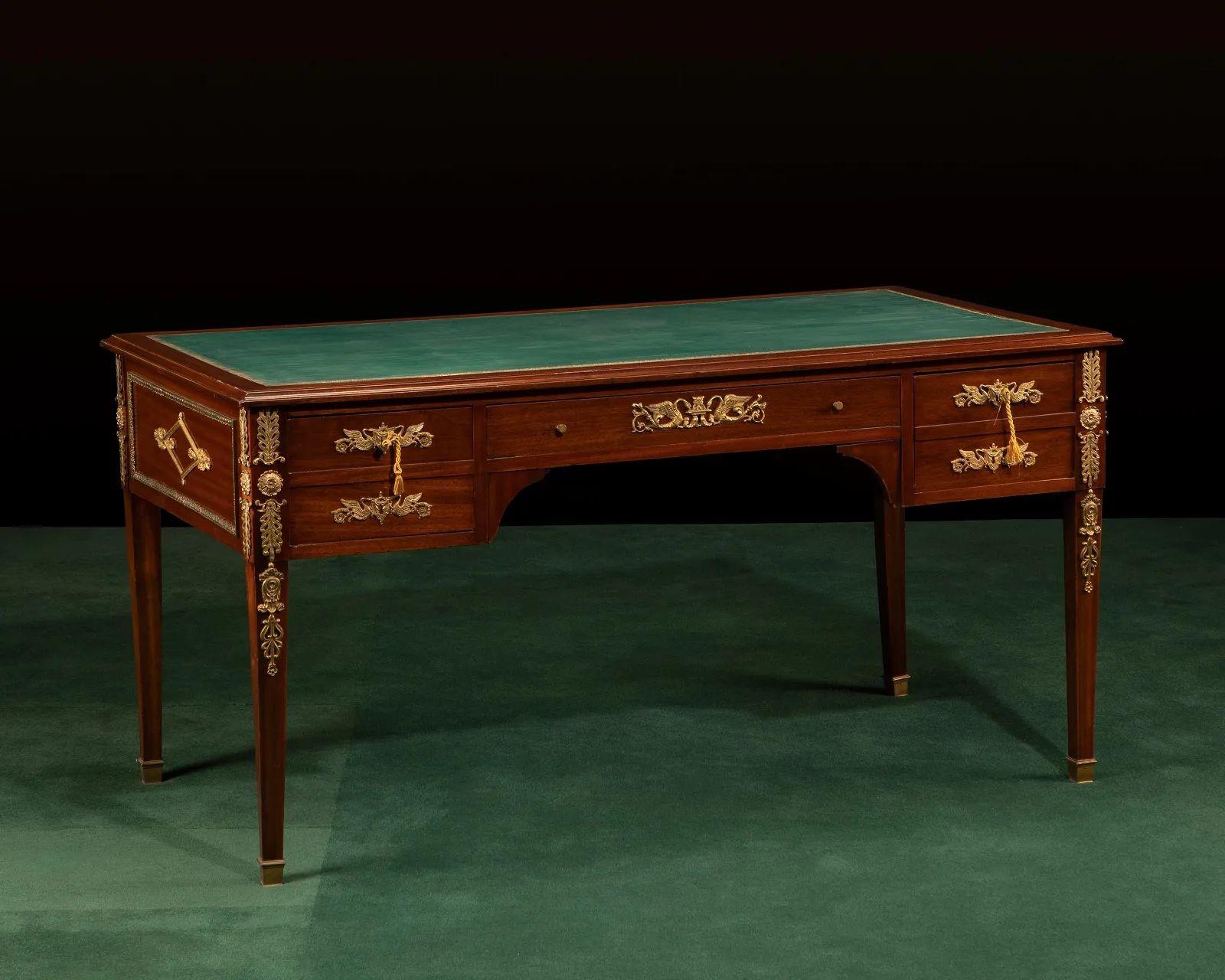 French, Mid-19th Century Empire-Style Desk For Sale 1