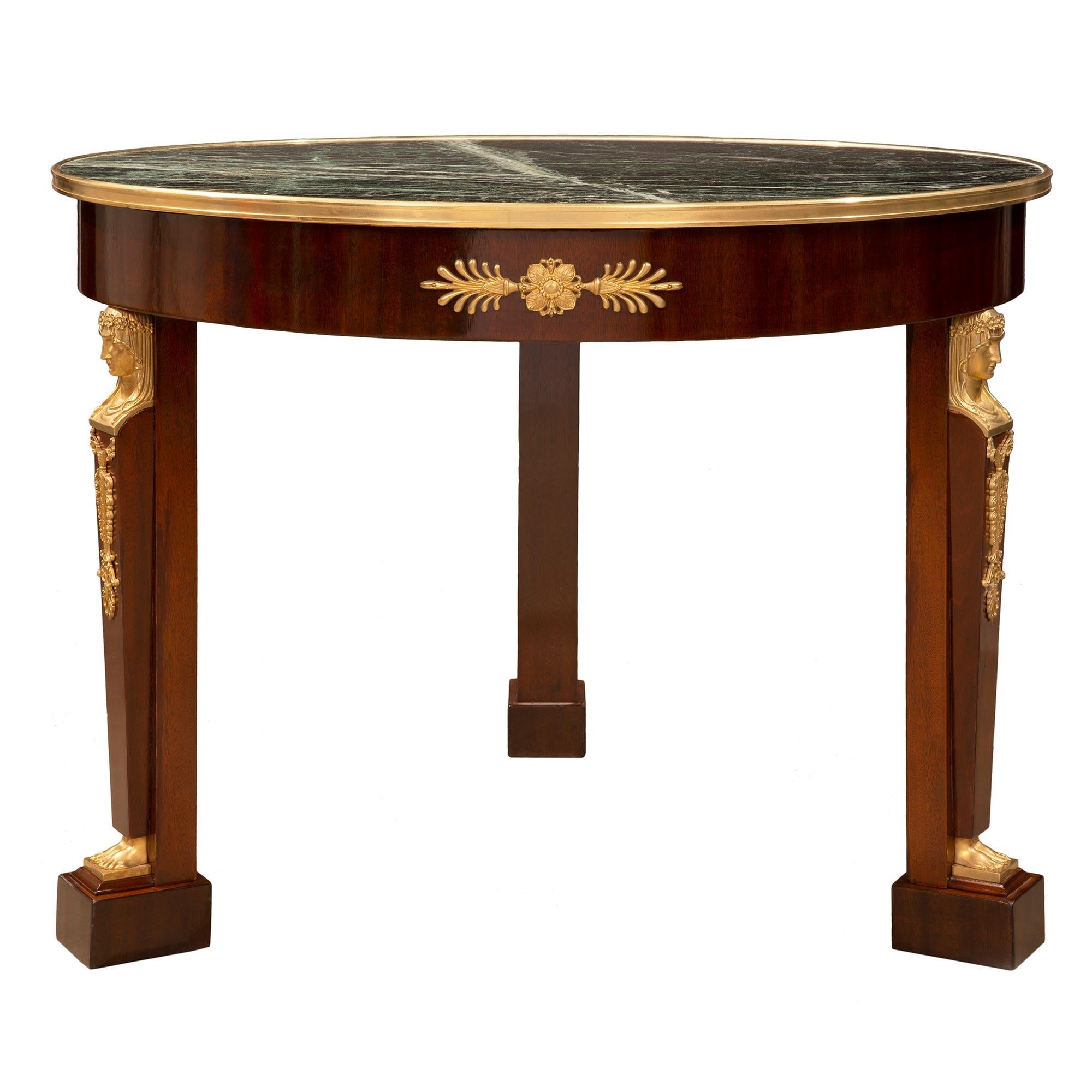 French Mid-19th Century Empire Style Mahogany and Marble Center Table In Good Condition For Sale In West Palm Beach, FL
