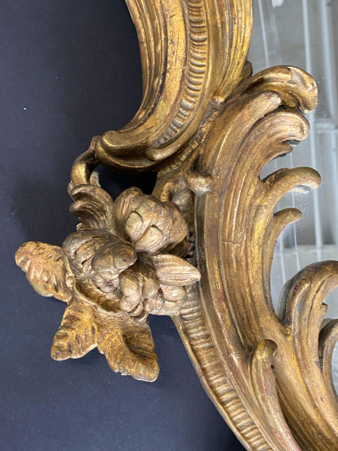 French Mid-19th Century Gilt Wall Mirror In Good Condition For Sale In Los Angeles, CA