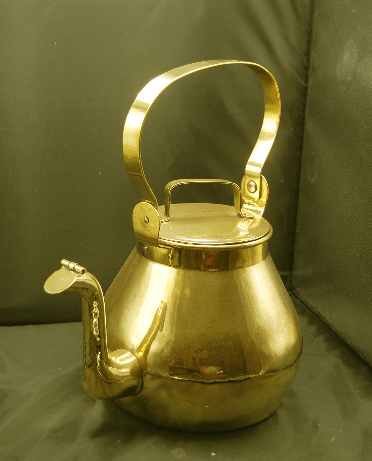 
 French Large brass dovetailed hot water kettle with  tall 8