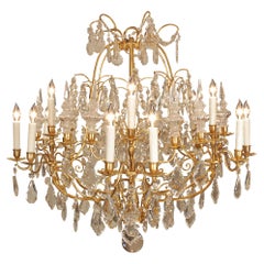 French Mid-19th Century Large Scale Ormolu and Baccarat Crystal Chandelier