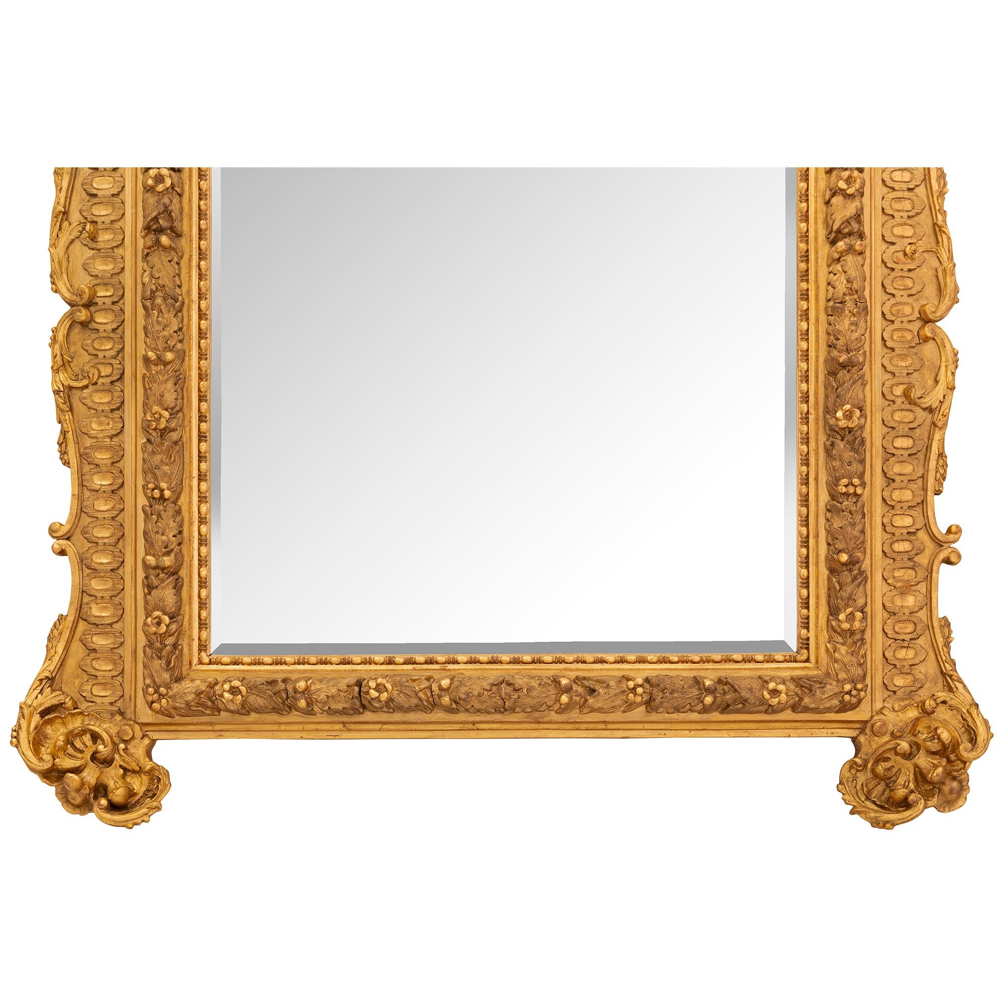French Mid-19th Century Louis XV Rectangular Giltwood Mirror For Sale 3