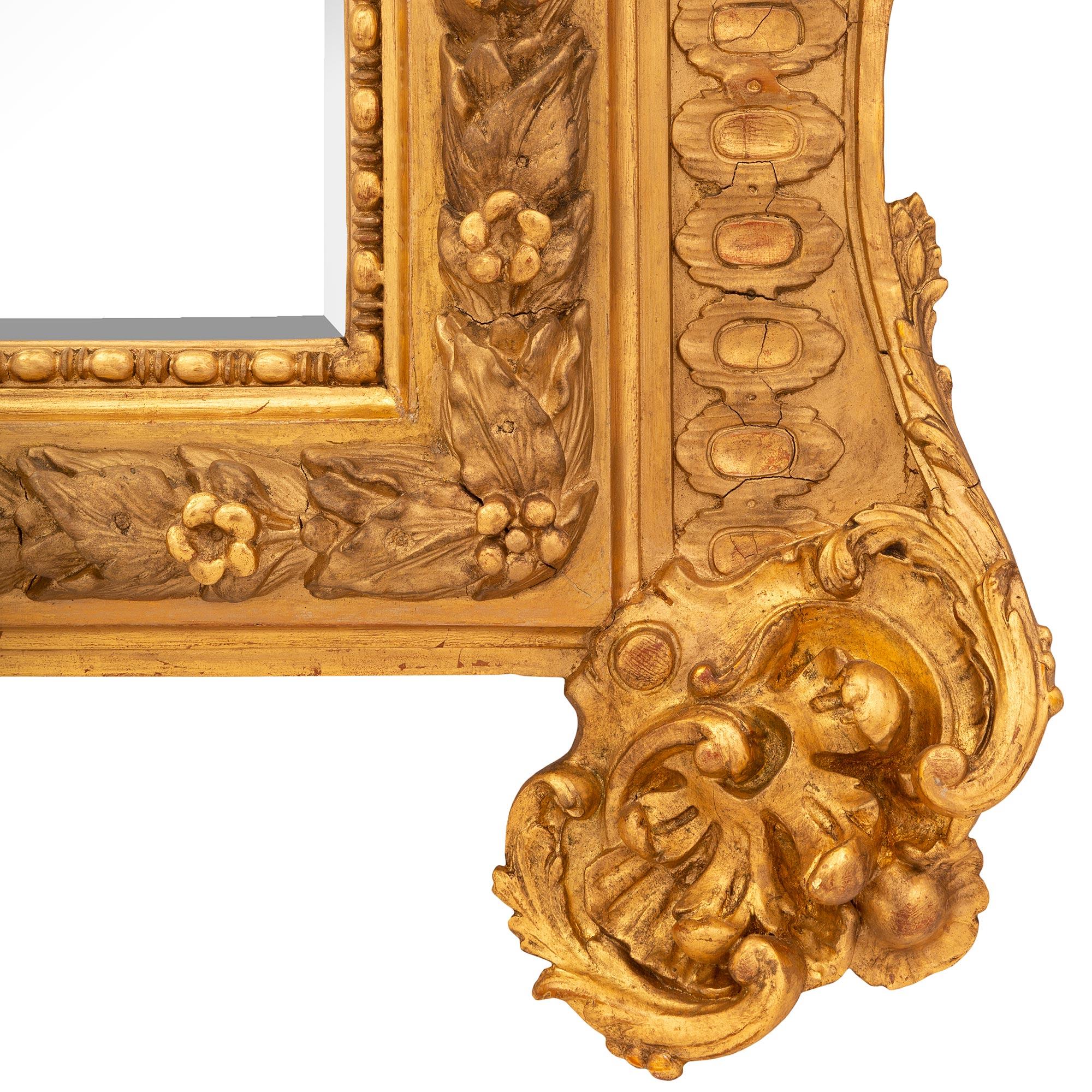 French Mid-19th Century Louis XV Rectangular Giltwood Mirror For Sale 4
