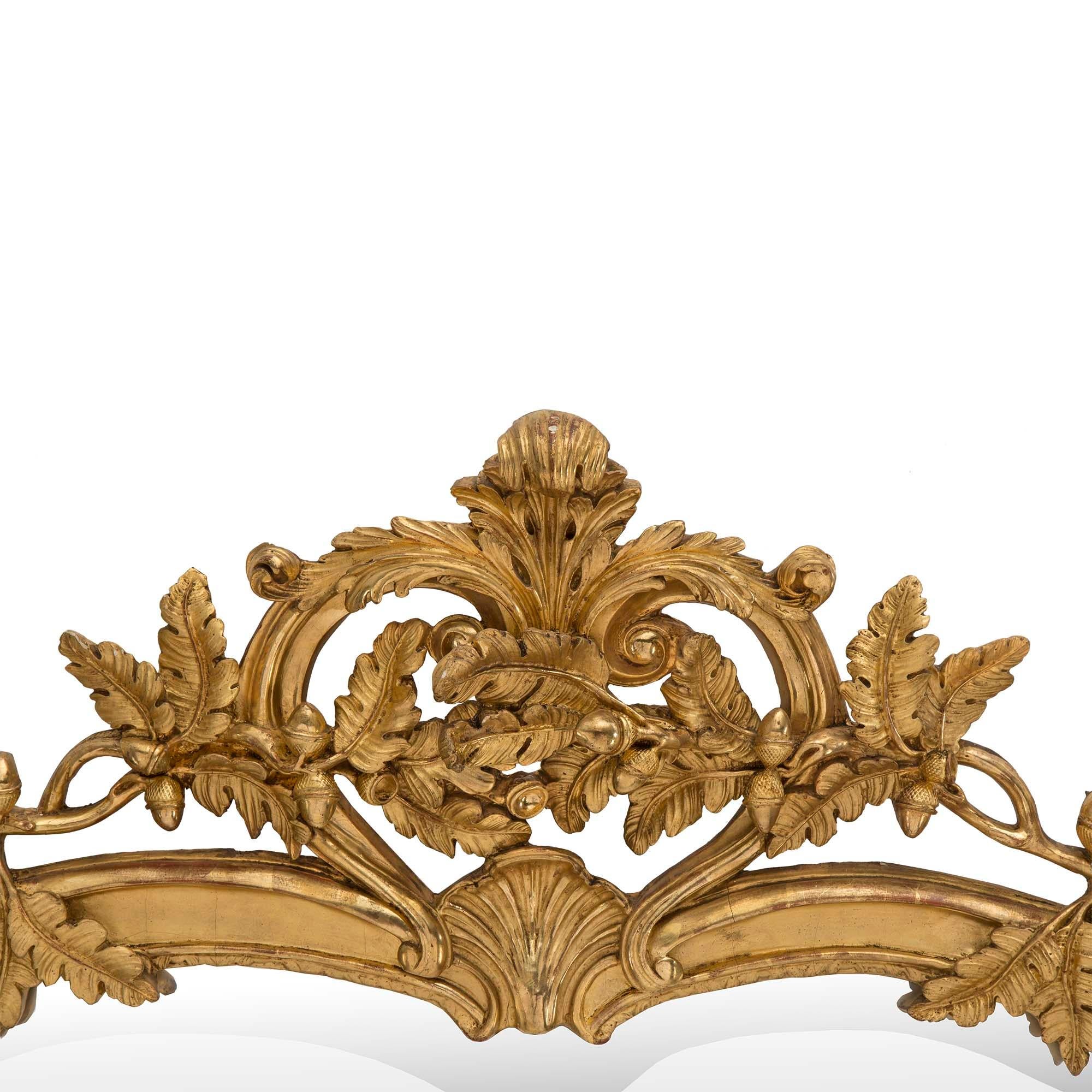 French Mid-19th Century Louis XV Style Giltwood Mirror For Sale 1