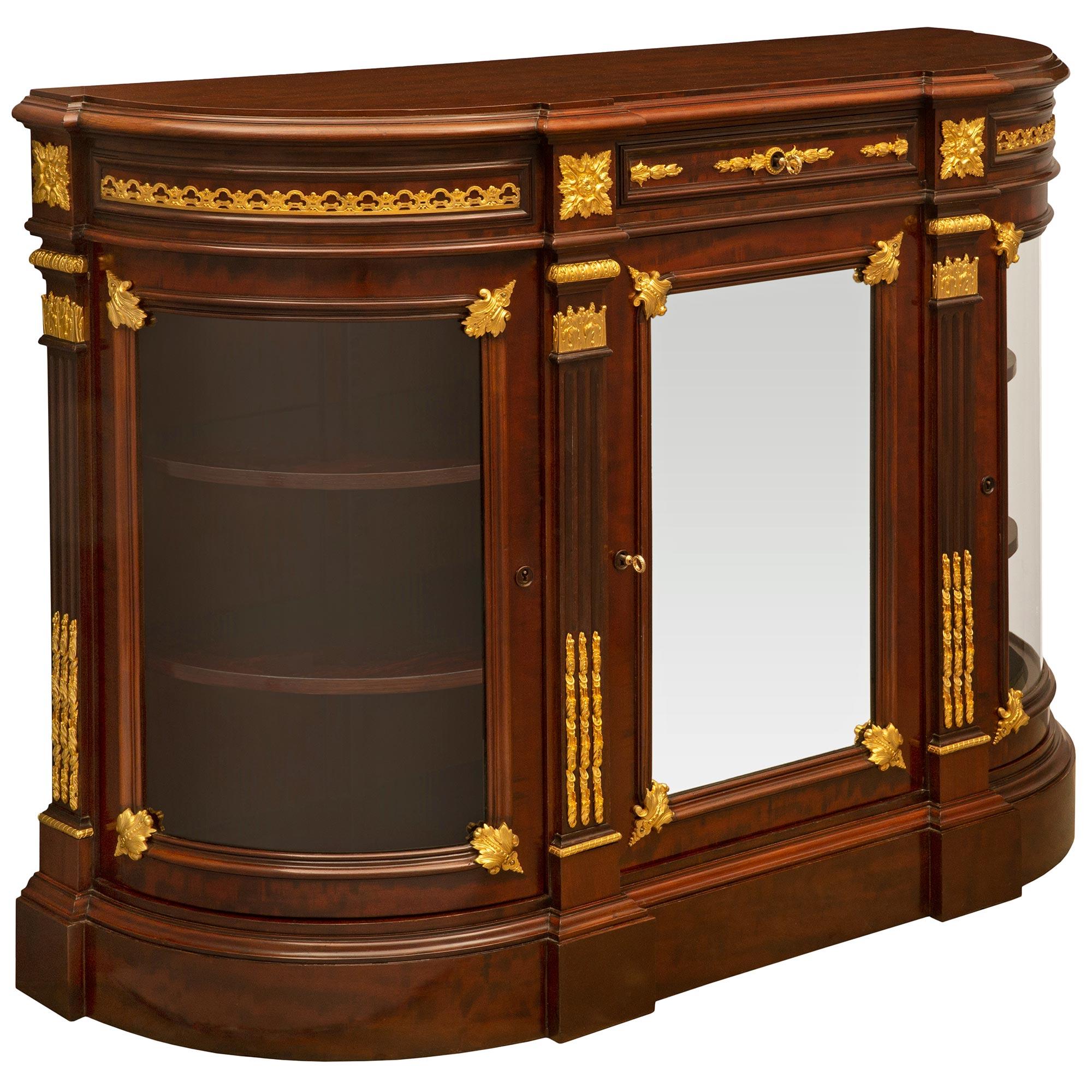 French, Mid-19th Century, Louis XVI St. Mahogany and Ormolu Buffet In Good Condition For Sale In West Palm Beach, FL