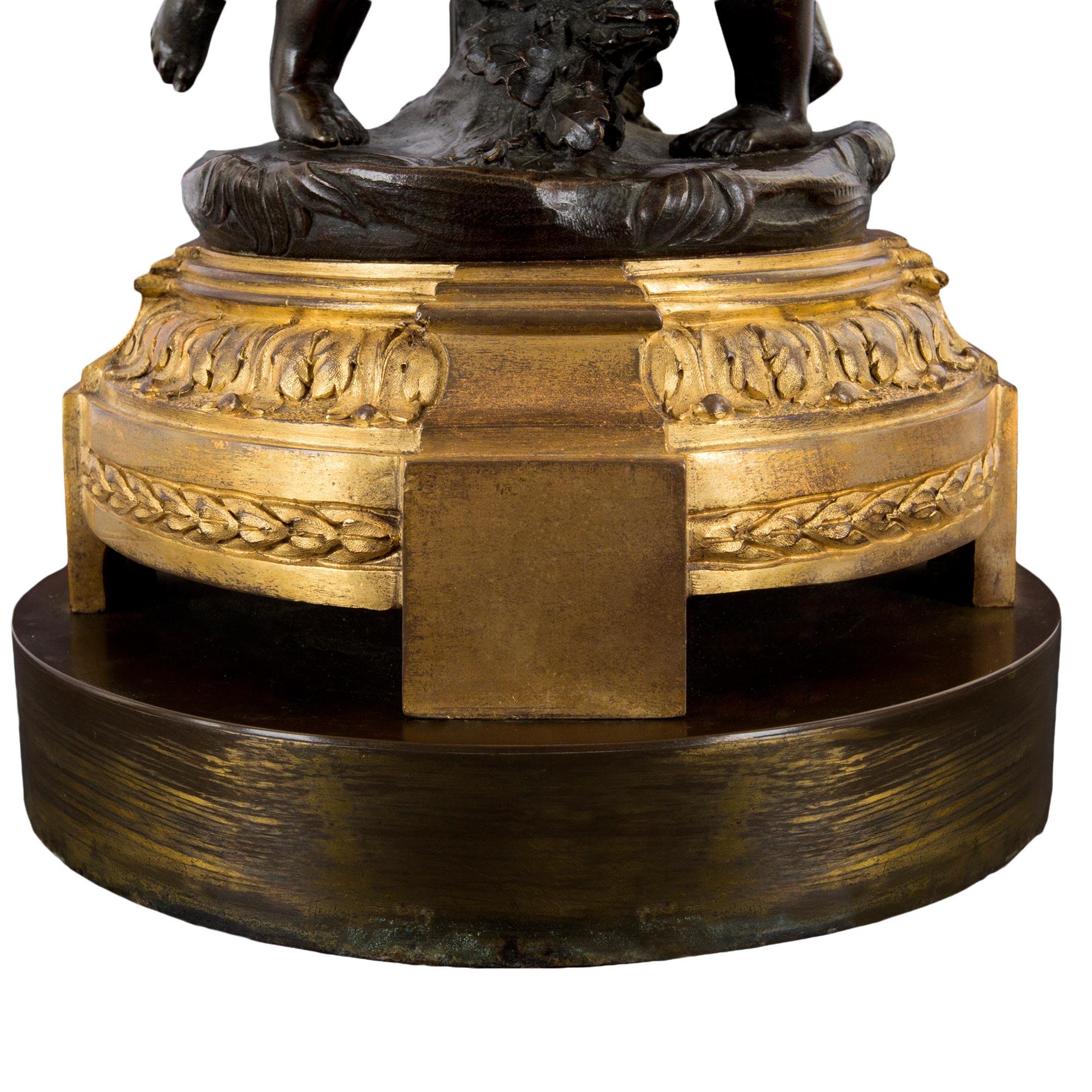 Candélabres français à deux bras de style Louis XVI du milieu du XIXe siècle transformés en lampe en vente 3