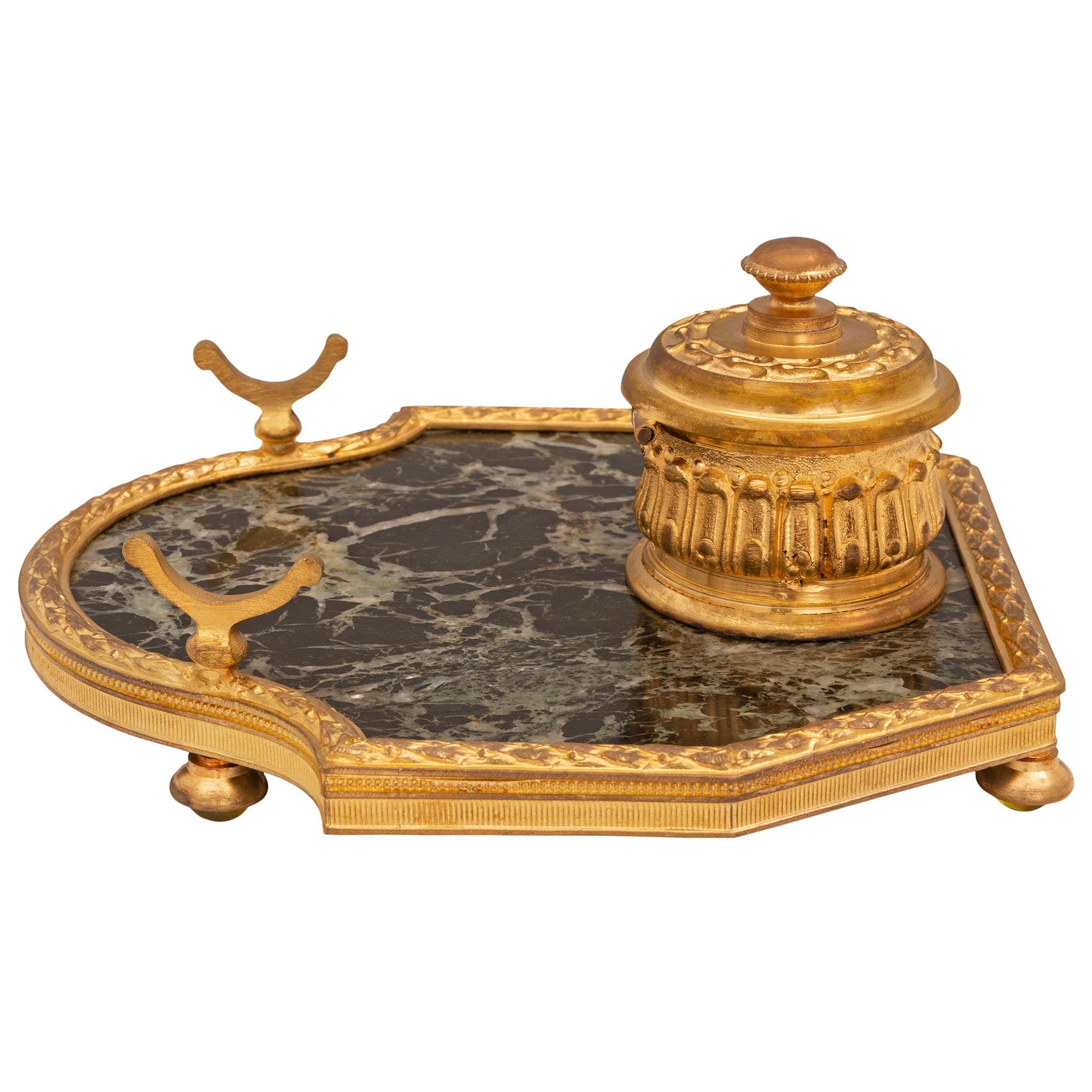 French Mid-19th Century Louis XVI Style Green Marble and Ormolu Mounted Inkwell For Sale 2