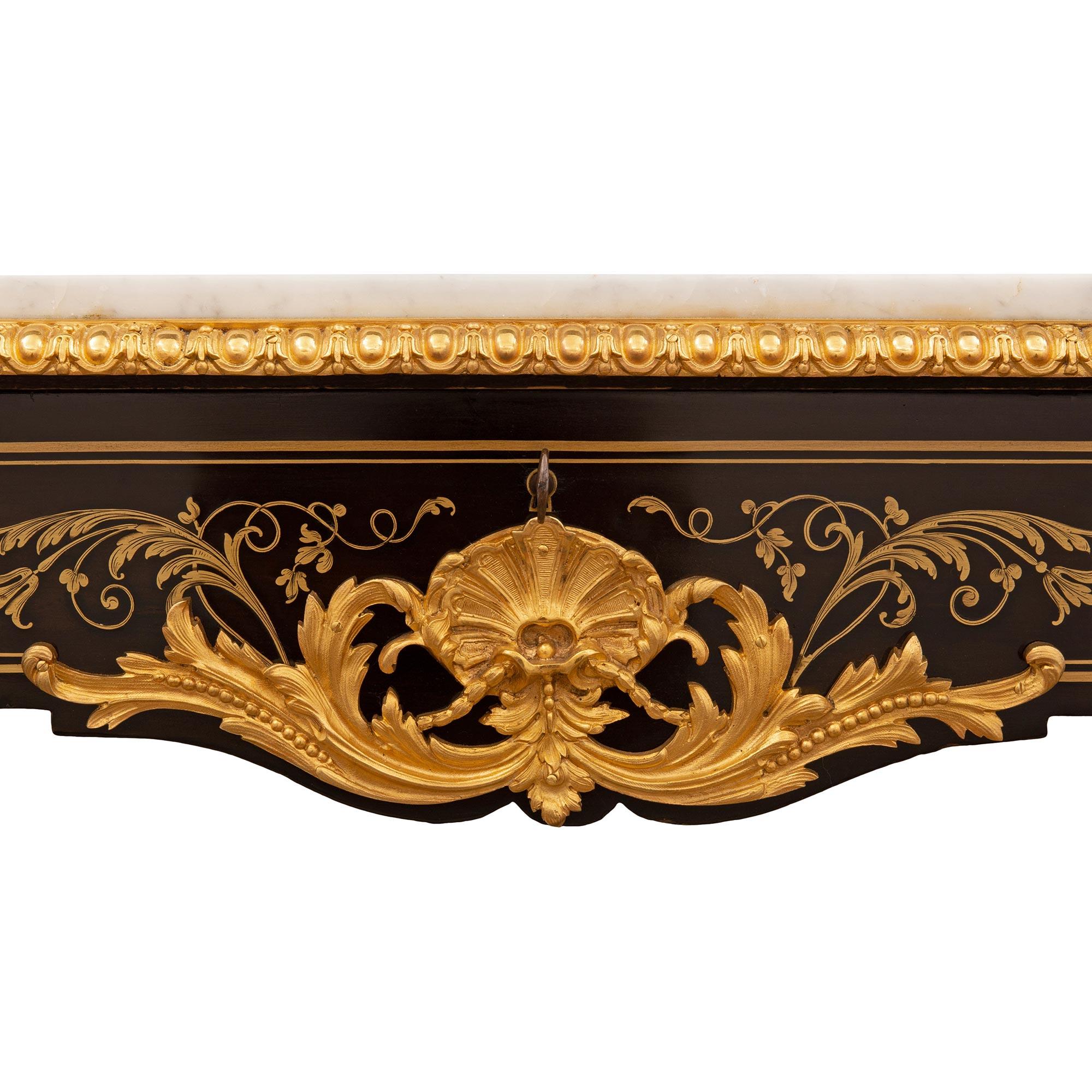 French Mid-19th Century Napoleon III Period Boulle Center Table For Sale 1