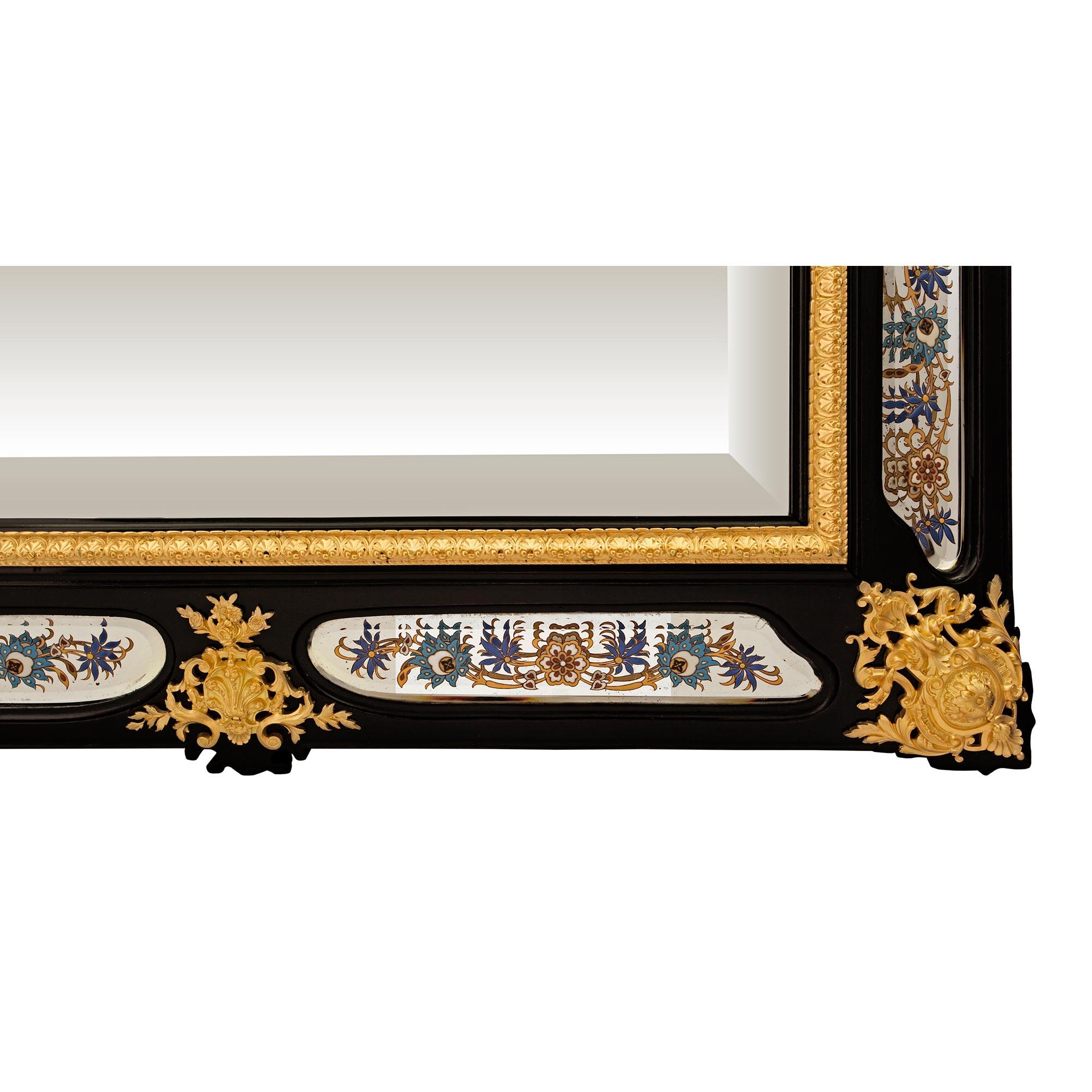 French Mid-19th Century Napoleon III Period Ebony and Ormolu Mirror For Sale 3