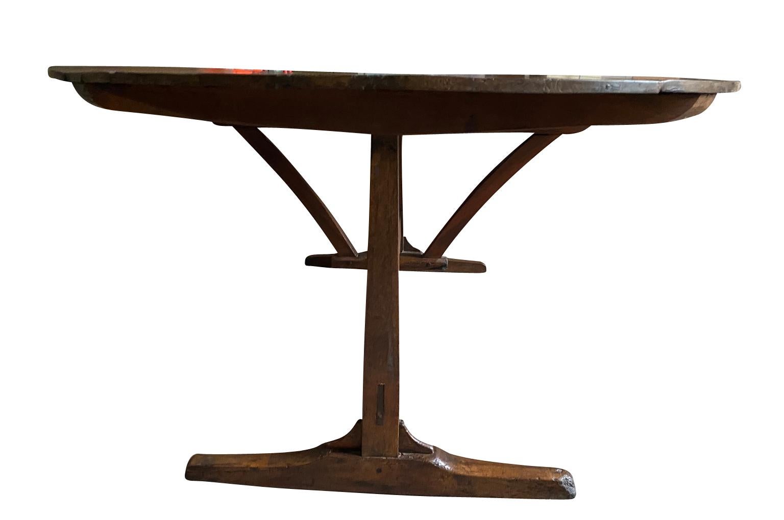 Walnut French Mid-19th Century Oval Wine Tasting Table For Sale