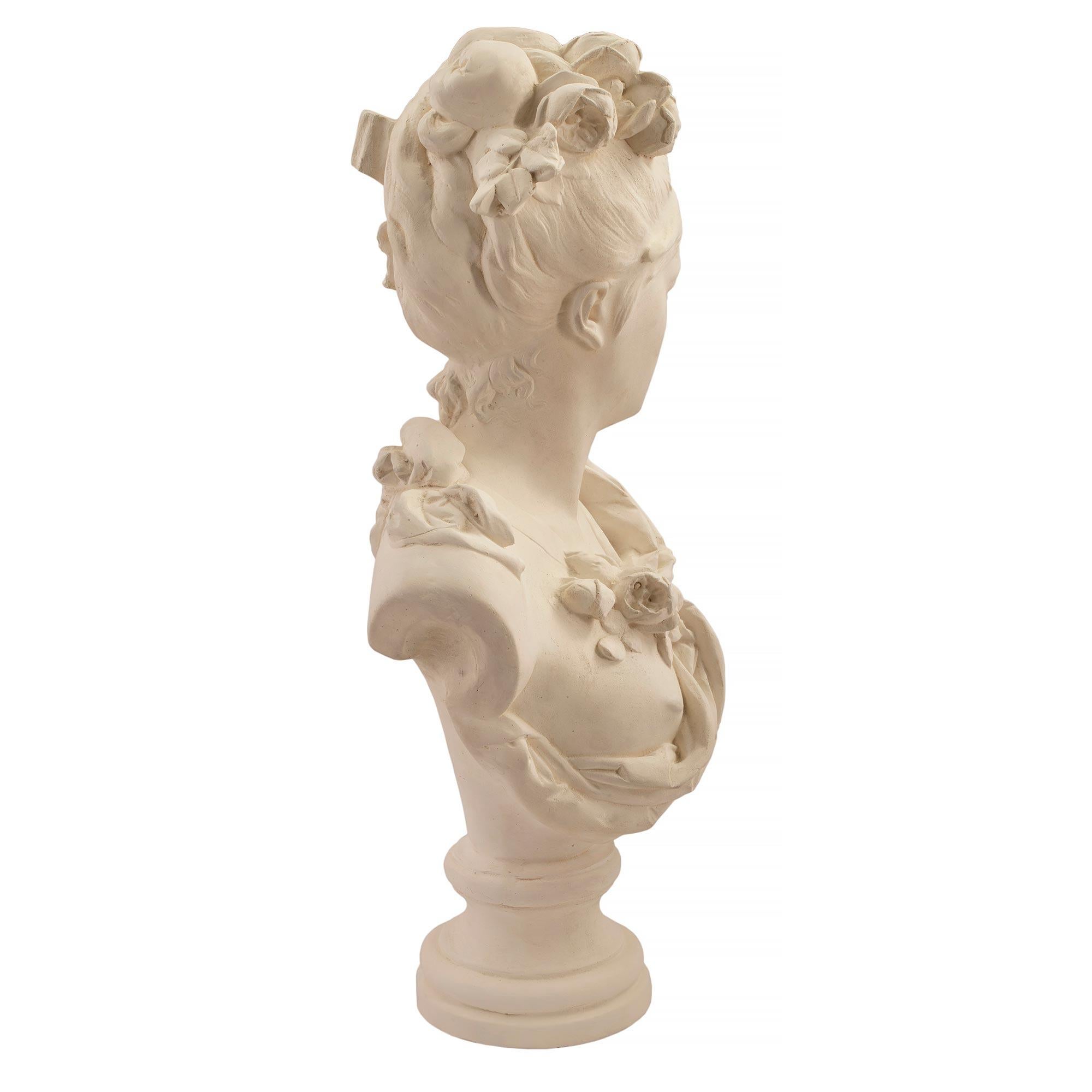 French Mid-19th Century Plaster Bust of a Young Lady In Good Condition For Sale In West Palm Beach, FL