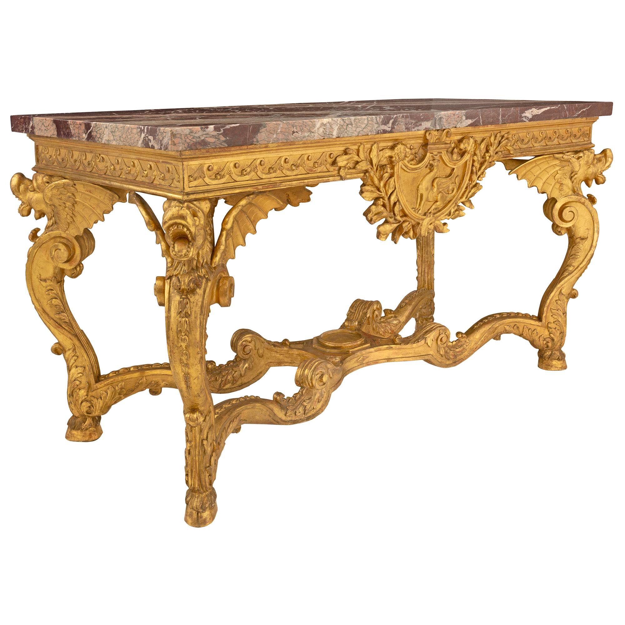 Français Table centrale en bois doré et marbre, style Régence, milieu du 19e siècle en vente