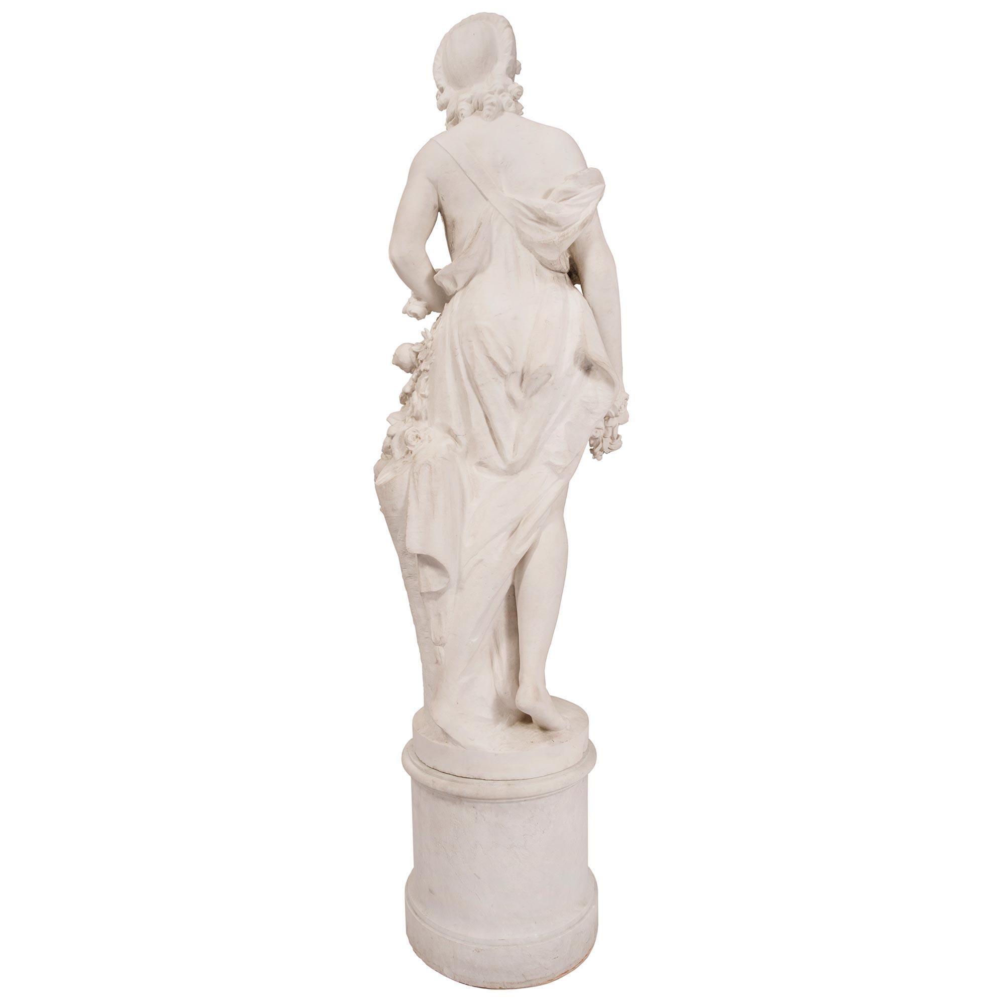 French Mid-19th Century White Carrara Marble Statue For Sale 2