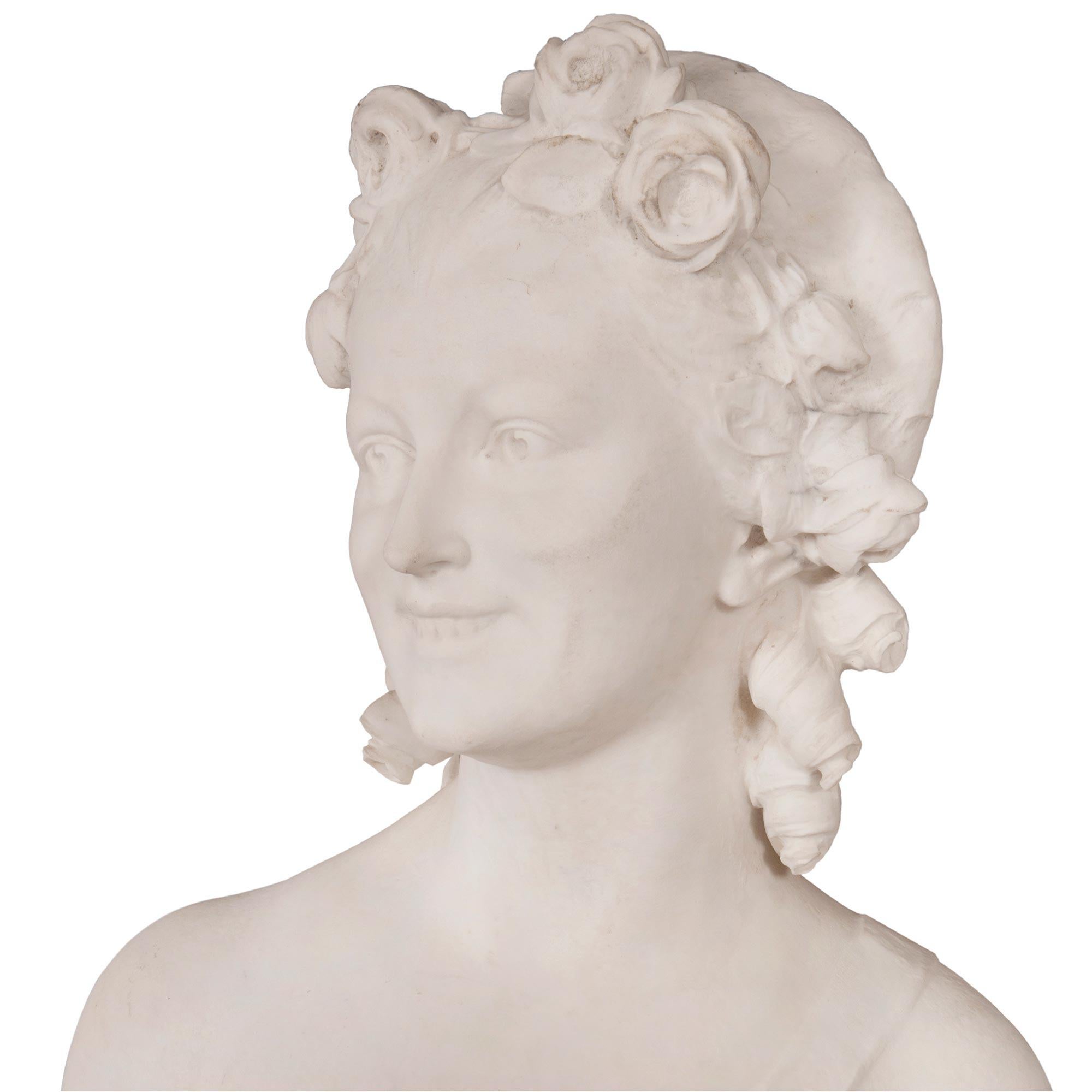 French Mid-19th Century White Carrara Marble Statue For Sale 3