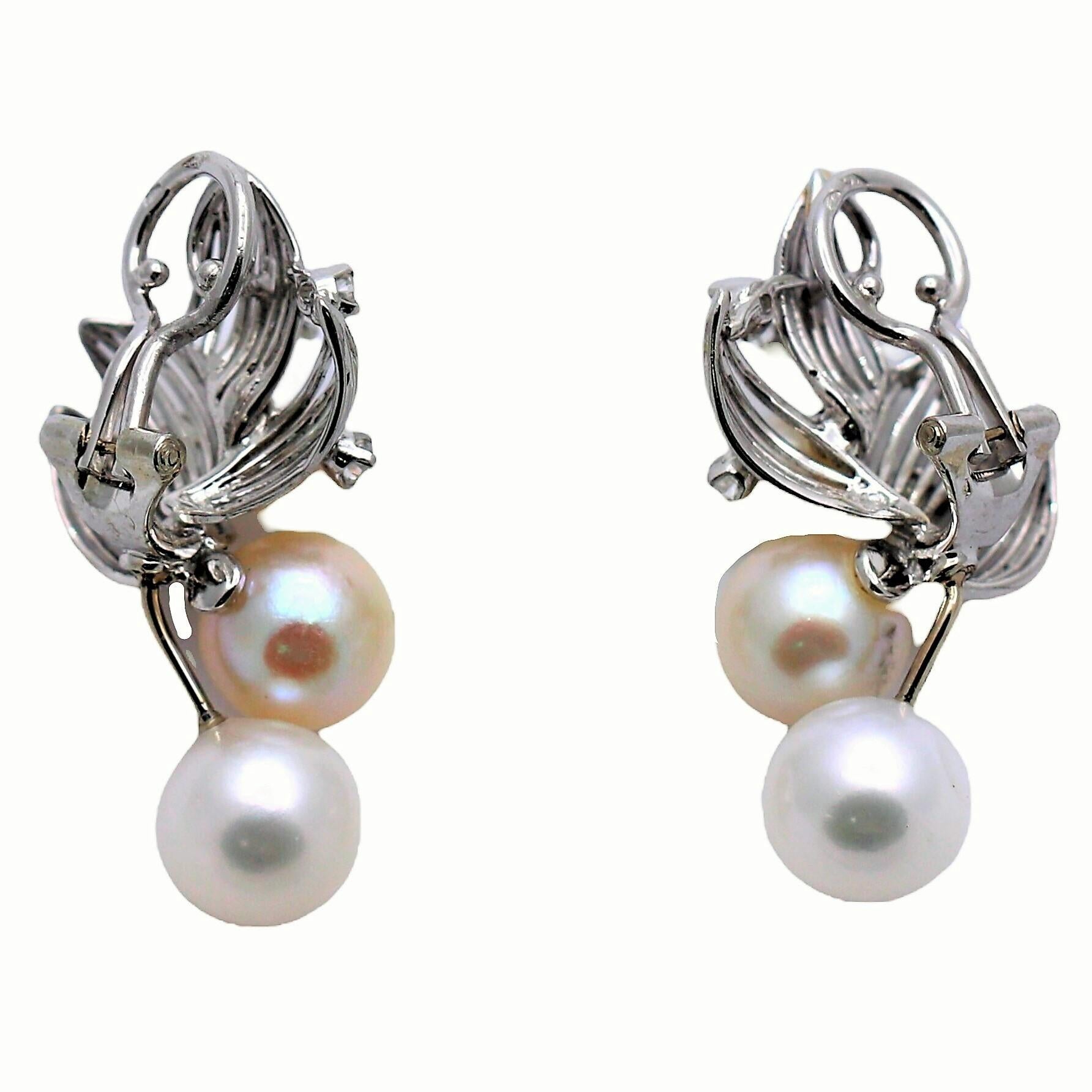 Modern French Mid-20th Century 18K White Gold, Pearl and Diamond Earrings For Sale