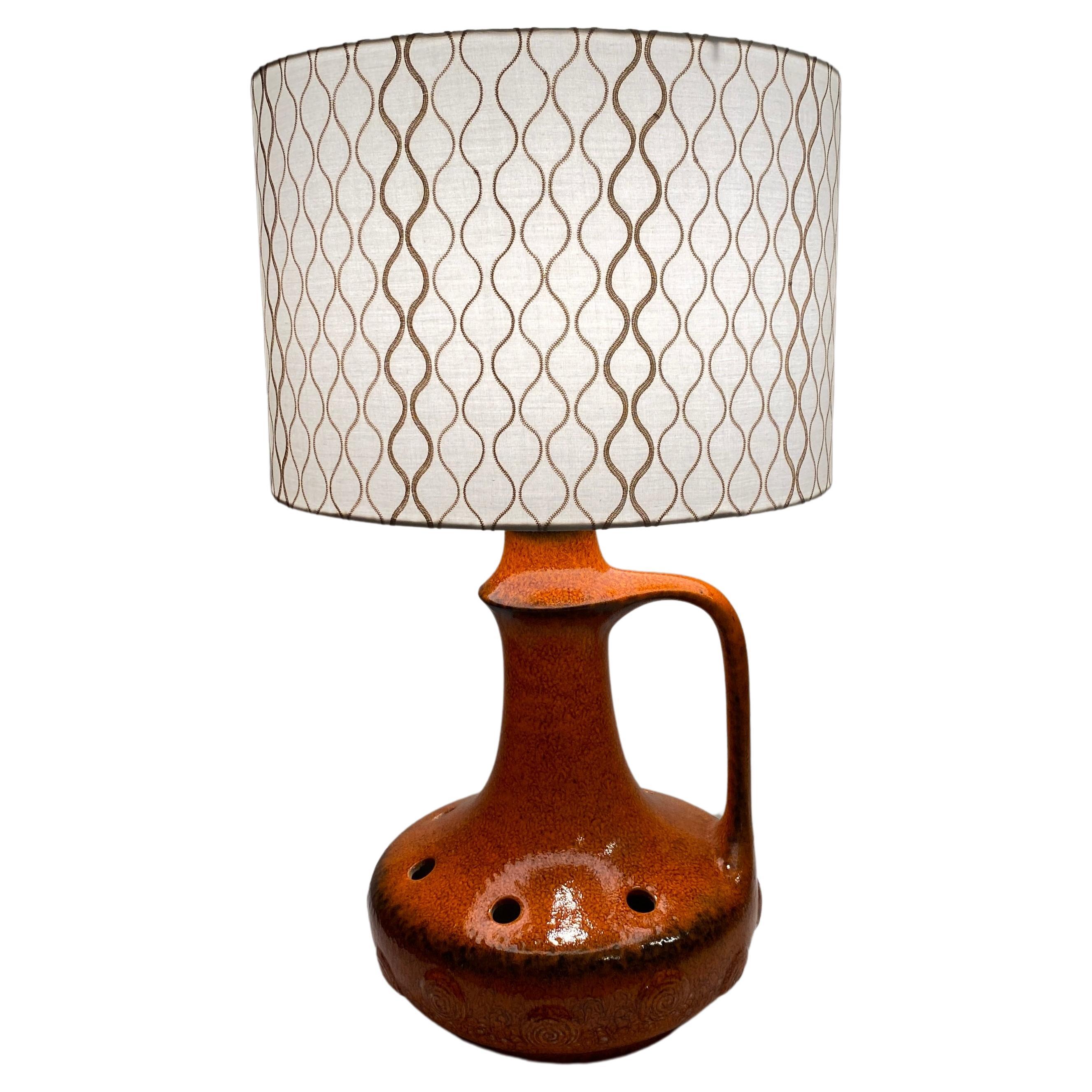 Lampe de table en céramique du milieu du 20e siècle, orange