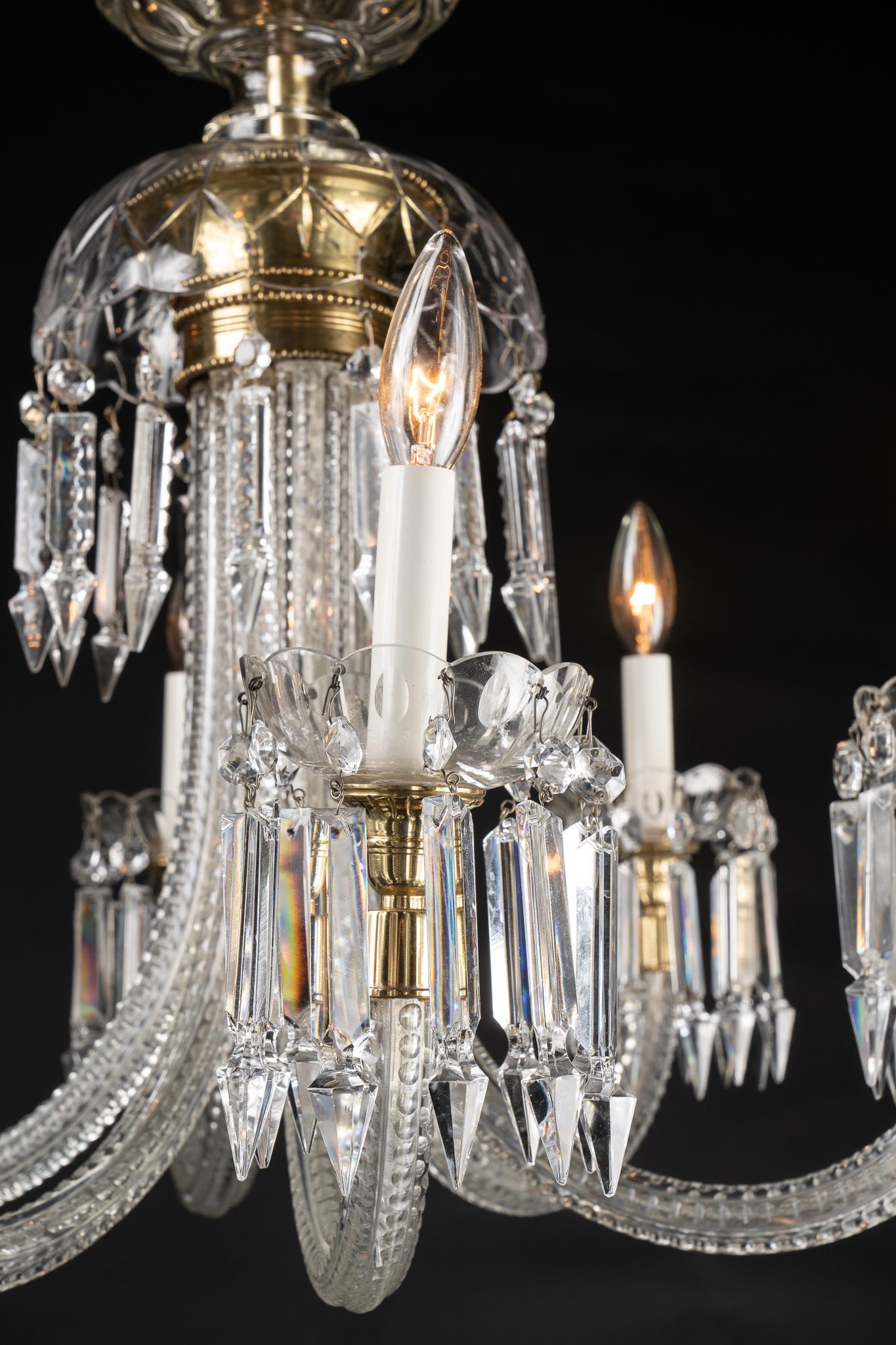 French Mid 20th Century Crystal Chandelier For Sale 2