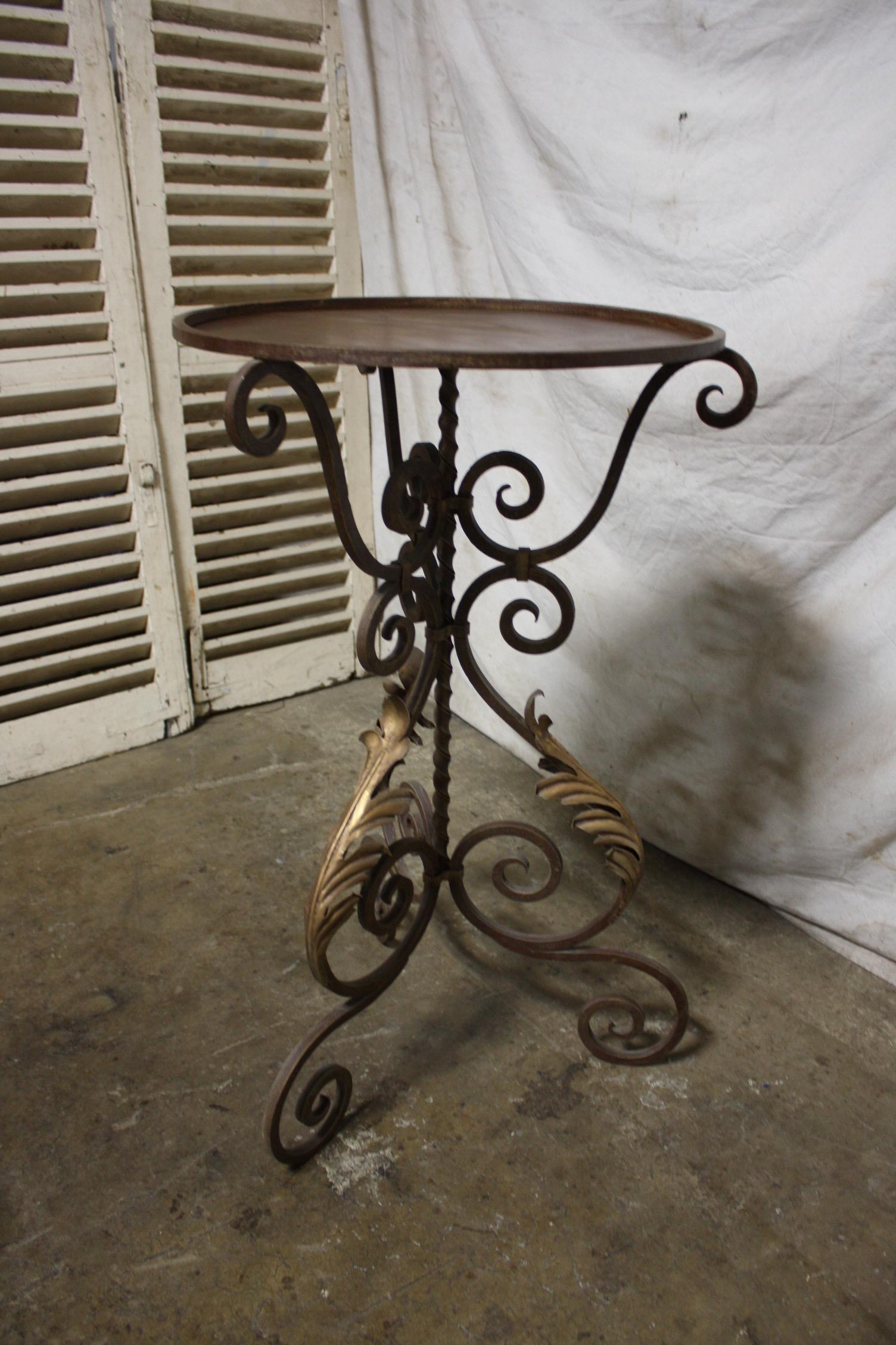 French, Mid-20th Century Iron Gueridon For Sale 1