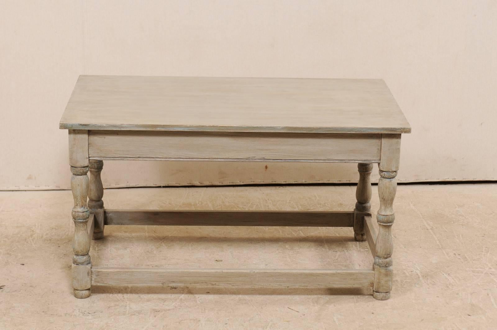 French Mid-20th Century Painted Wood Coffee Table on Turned Legs For Sale 3