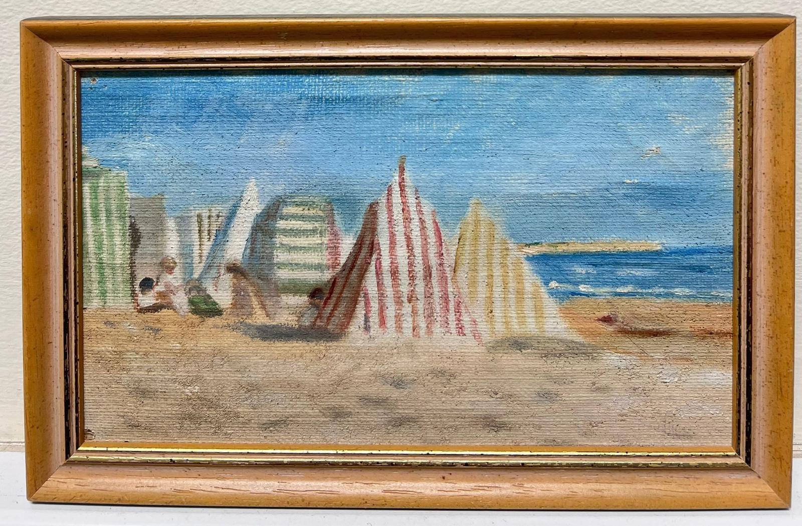 Pittura a olio impressionista francese degli anni '50 Scena di spiaggia Tende da spiaggia vintage - Painting di French Mid 20th Century