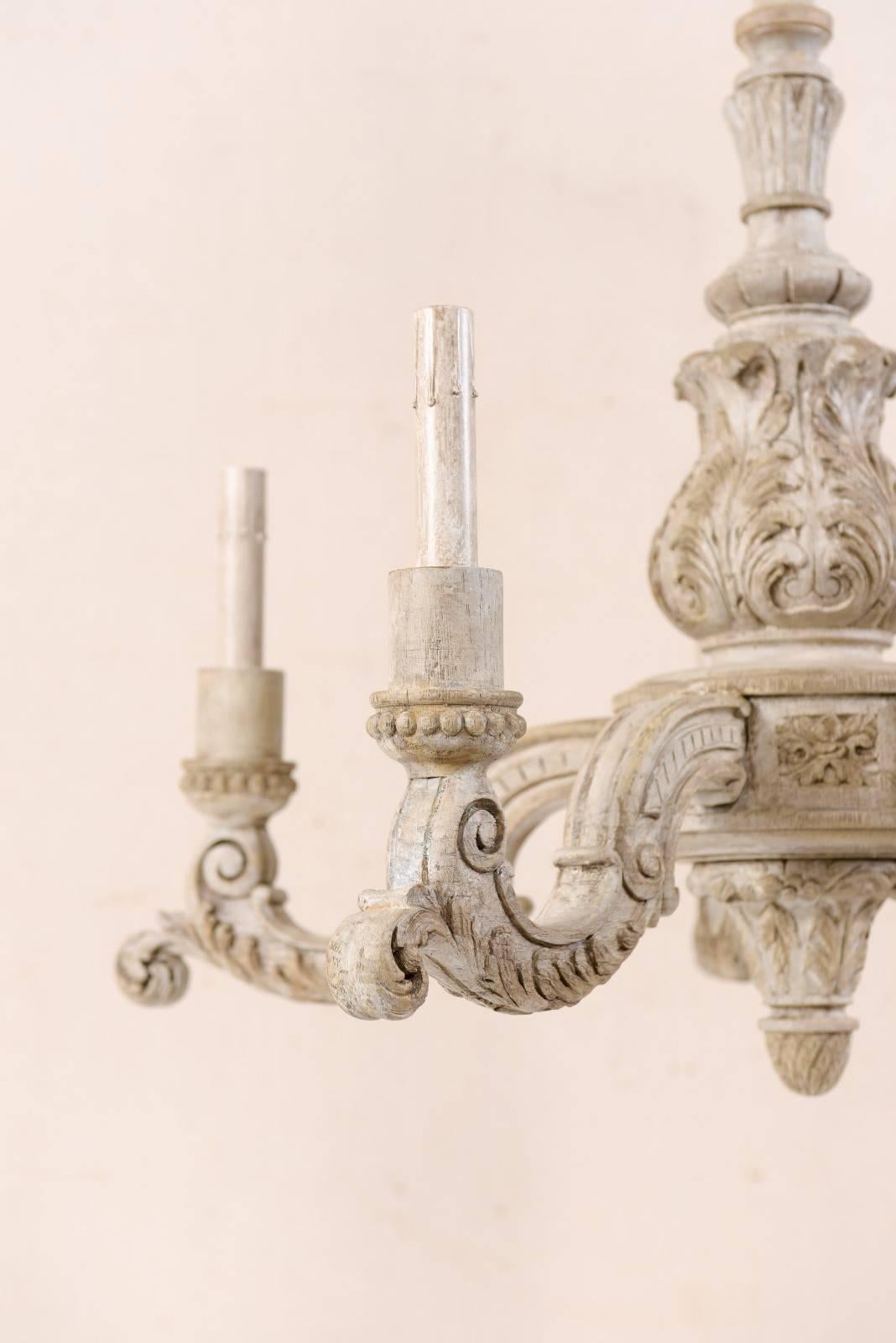 French Mid-20th Century Richly Carved and Painted Wood Chandelier in Soft Cream 3