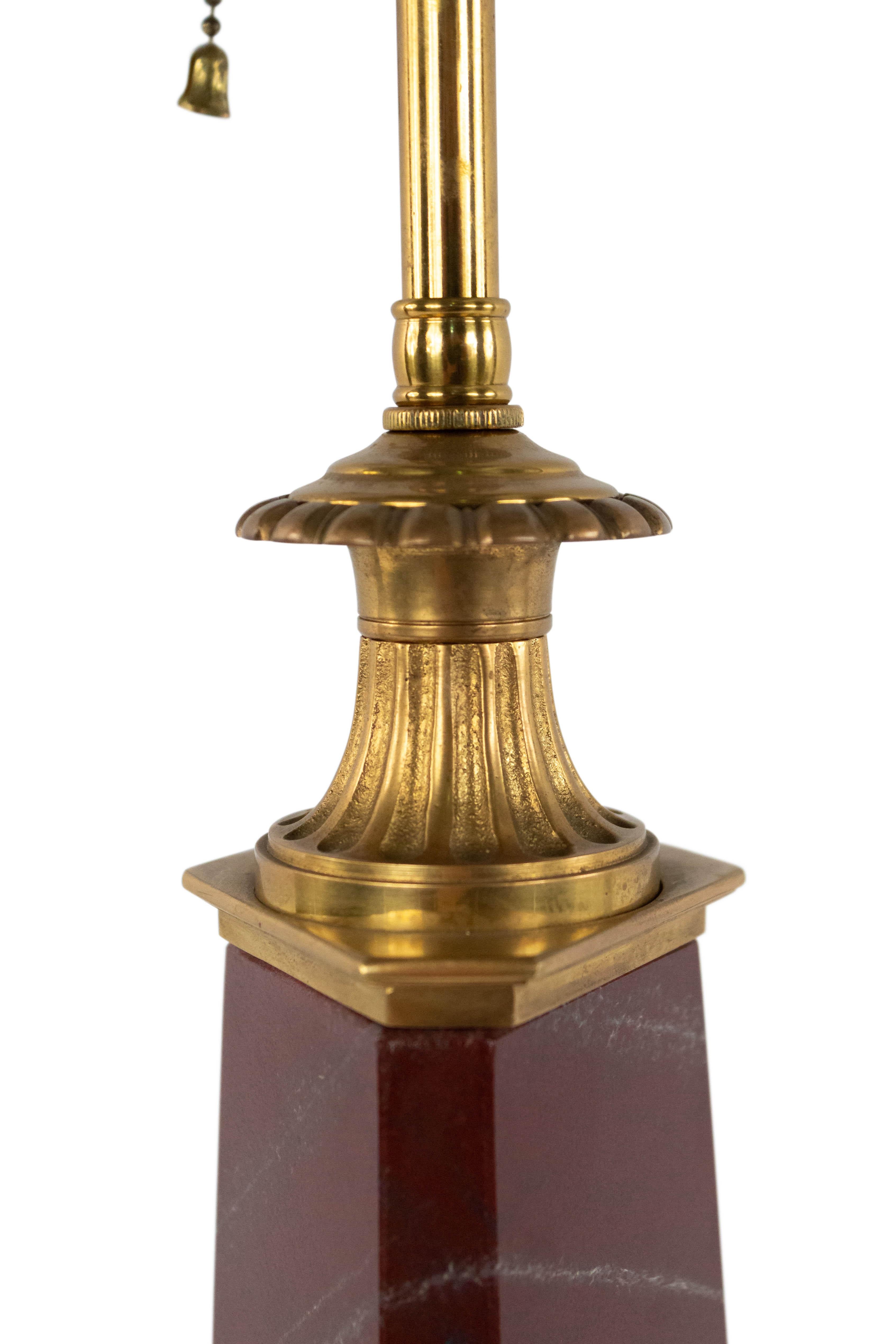 French Mid-Century Rouge Marble Obelisk Table Lamp In Good Condition In New York, NY