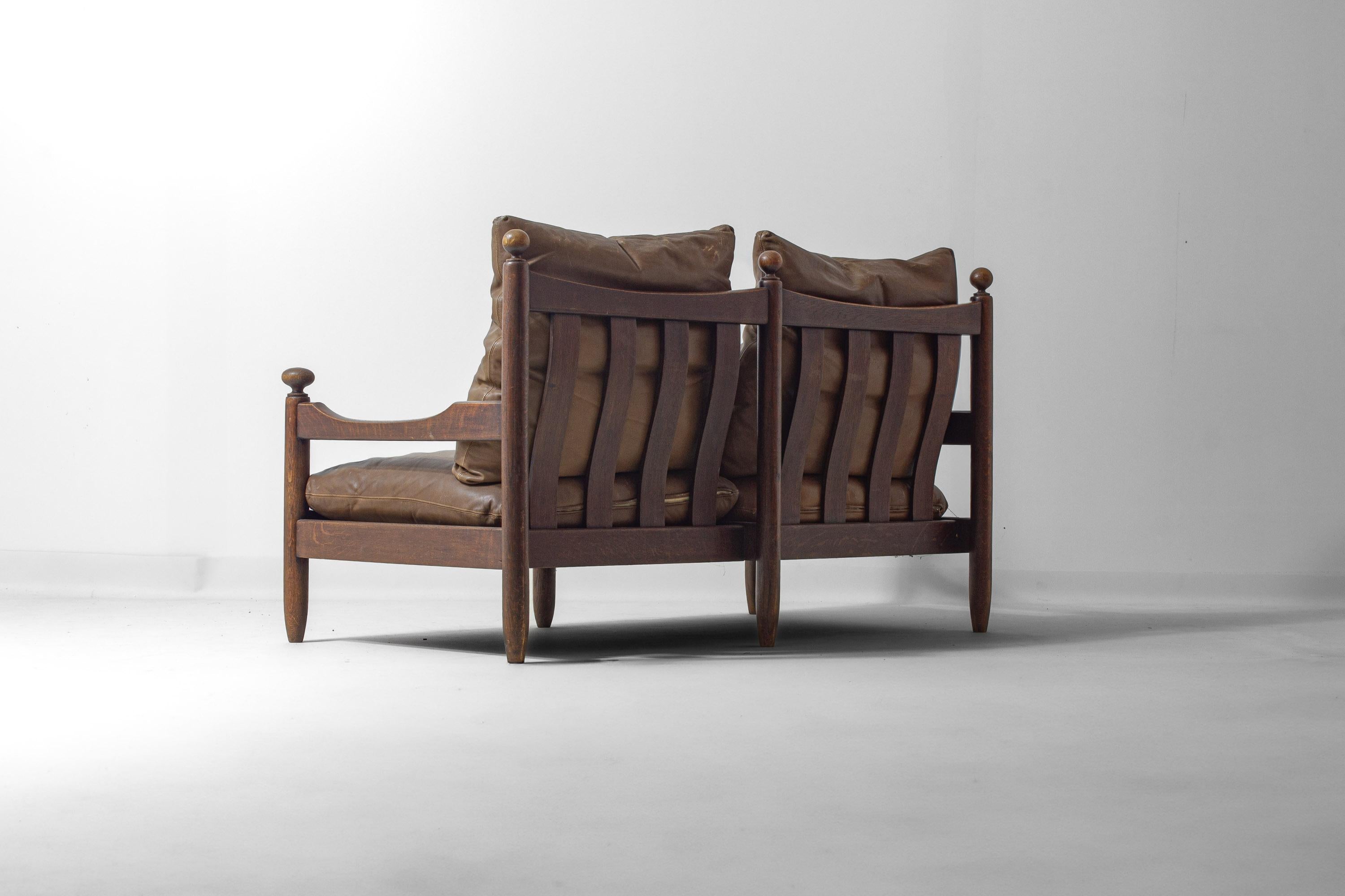 Poltrona francese a due posti della metà del secolo scorso in Oak e pelle in vendita 10