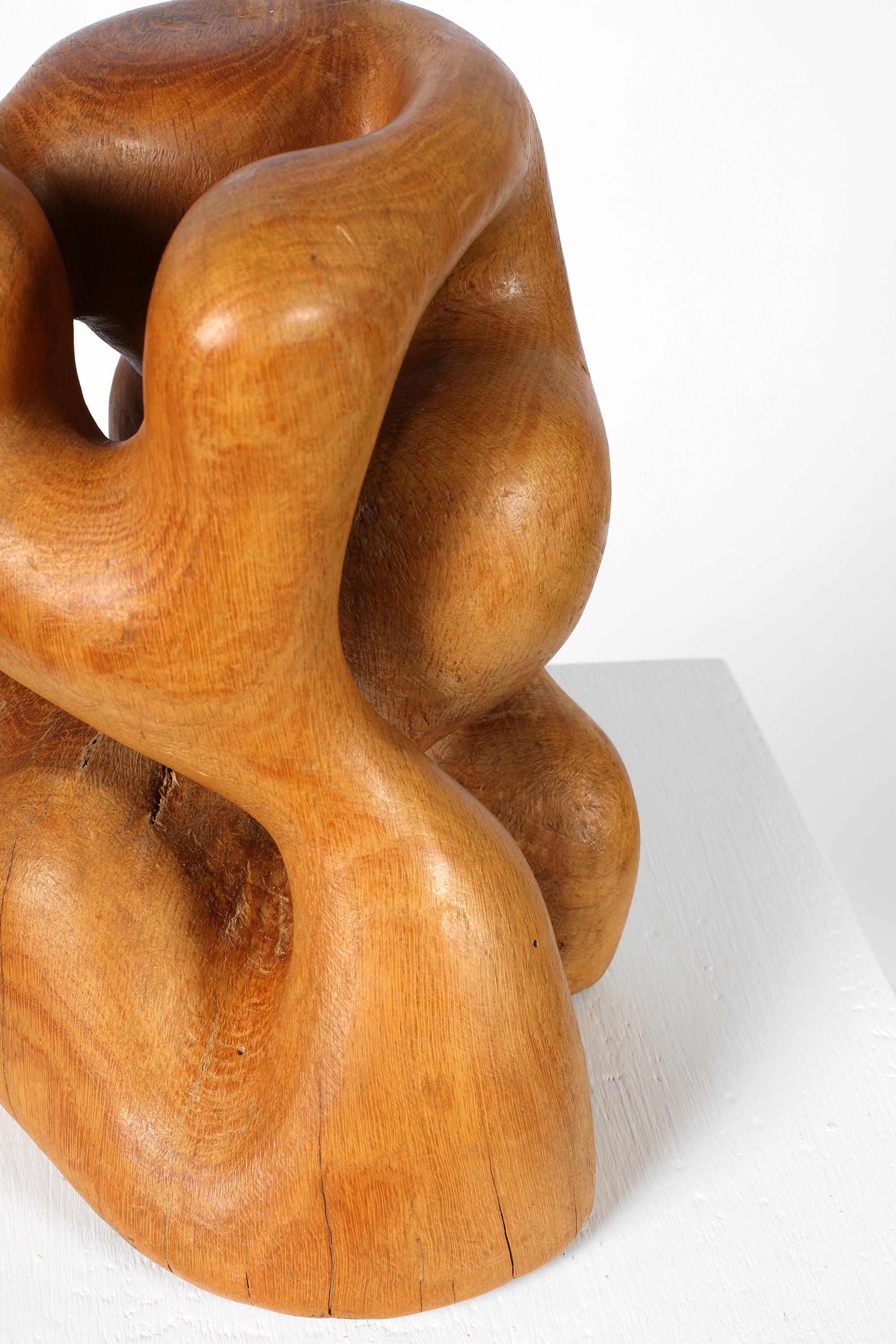 Sculpture française abstraite de forme libre en bois sculpté du milieu du siècle dernier en vente 6