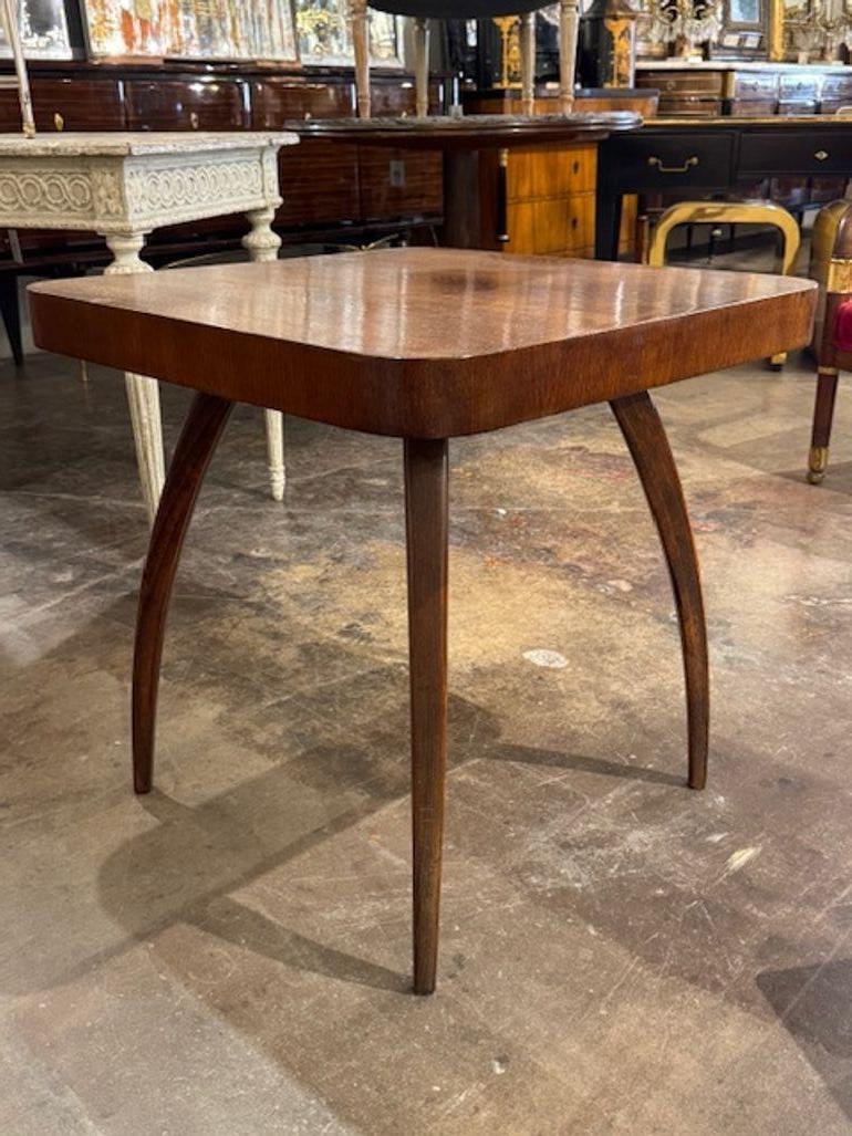 Mid-Century moderno Tavolino francese di metà secolo in stile Art Deco Oak in vendita