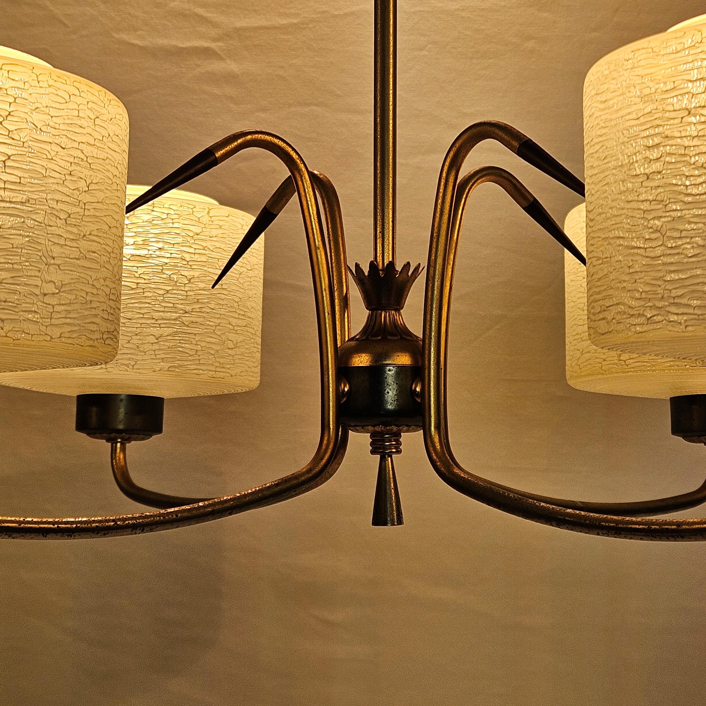 Lampadario atomico francese di metà secolo in ottone e vetro in vendita 1