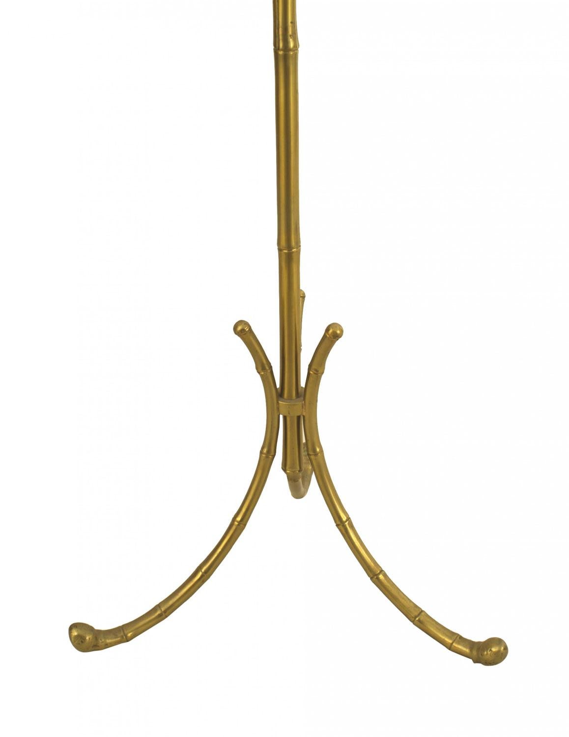 French Mid-Century Bagues Style Faux Bamboo Floor Lamp (Vergoldet) im Angebot