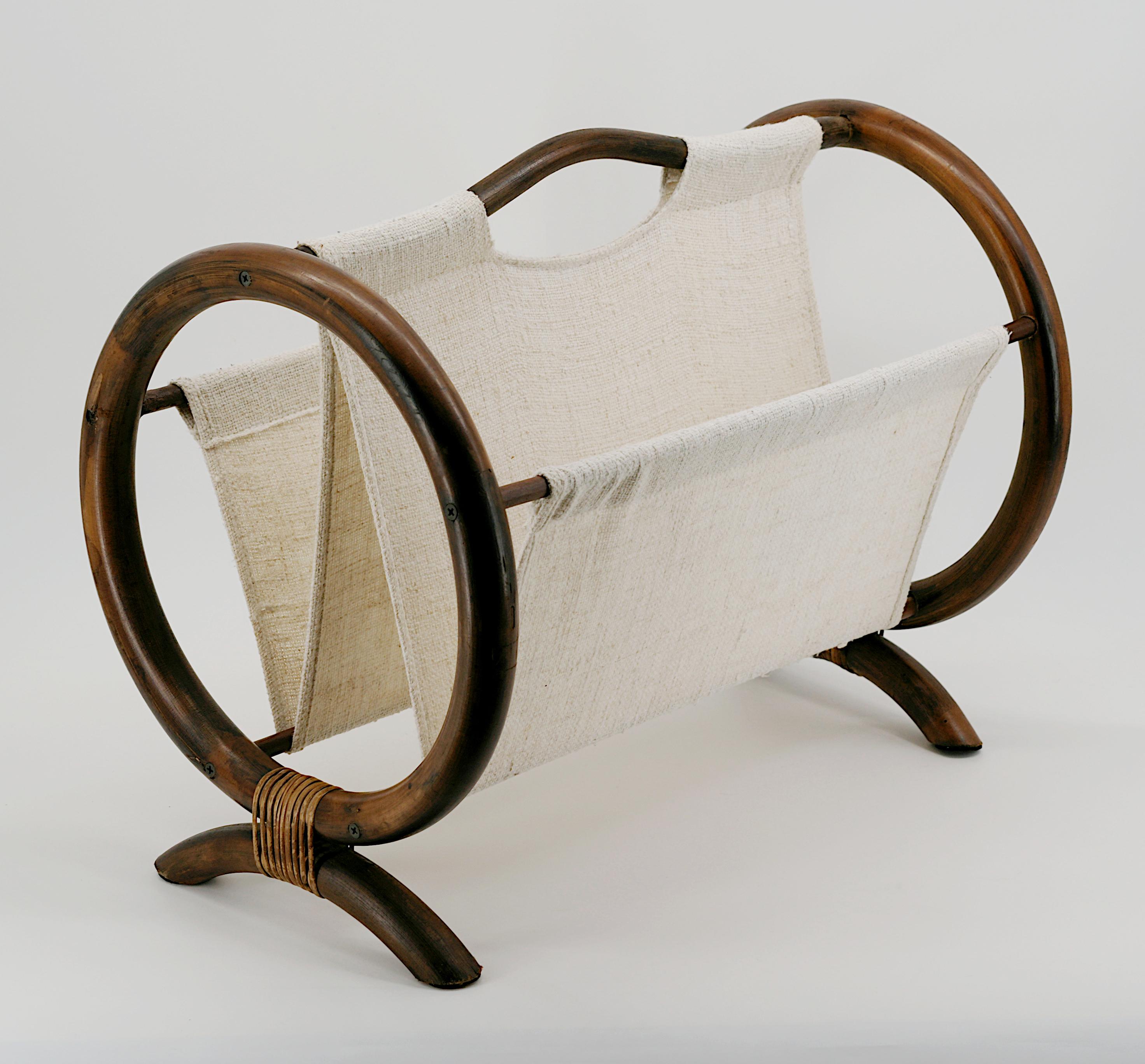 French Mid-Century Bamboo & Rattan Magazine Rack, 1960s In Good Condition For Sale In Saint-Amans-des-Cots, FR