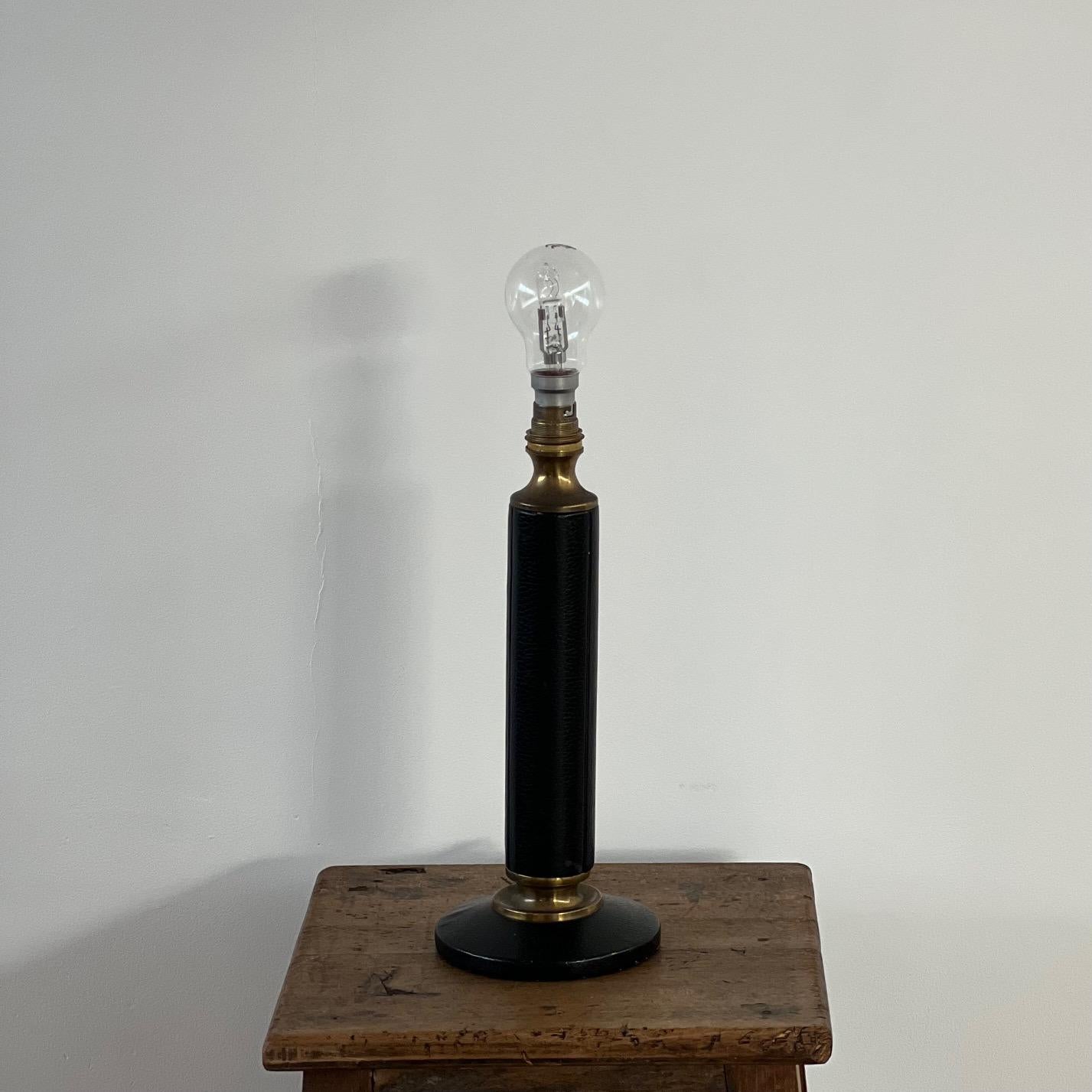 French Mid-Century Black Leather and Brass Table Lamp For Sale 9