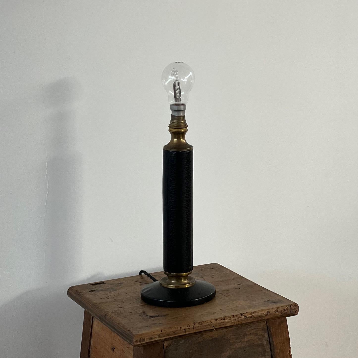 French Mid-Century Black Leather and Brass Table Lamp For Sale 11