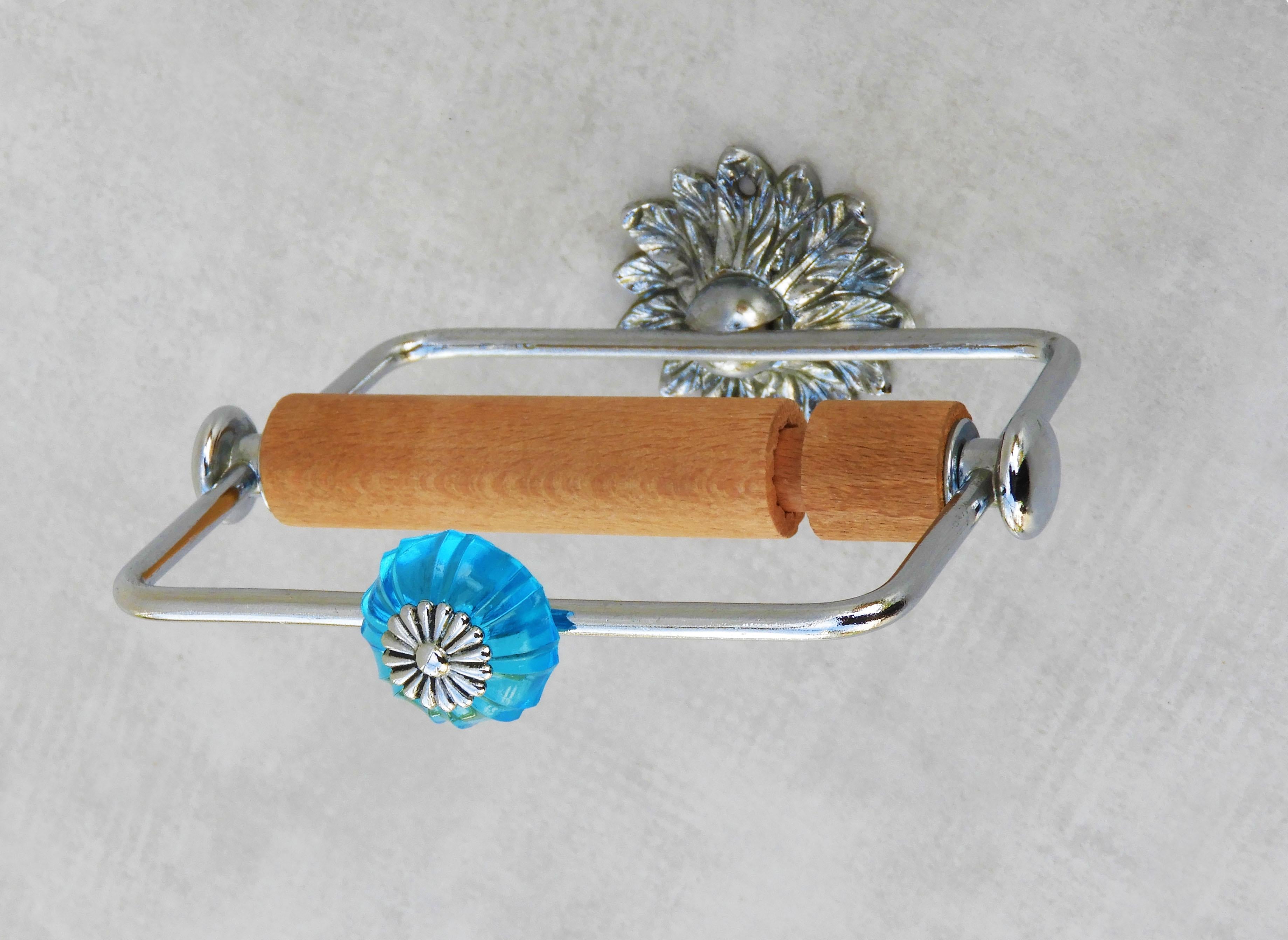 French Mid Century Blue Glass & Chrome Toilet Paper Holder C1960s  In Good Condition For Sale In Trensacq, FR