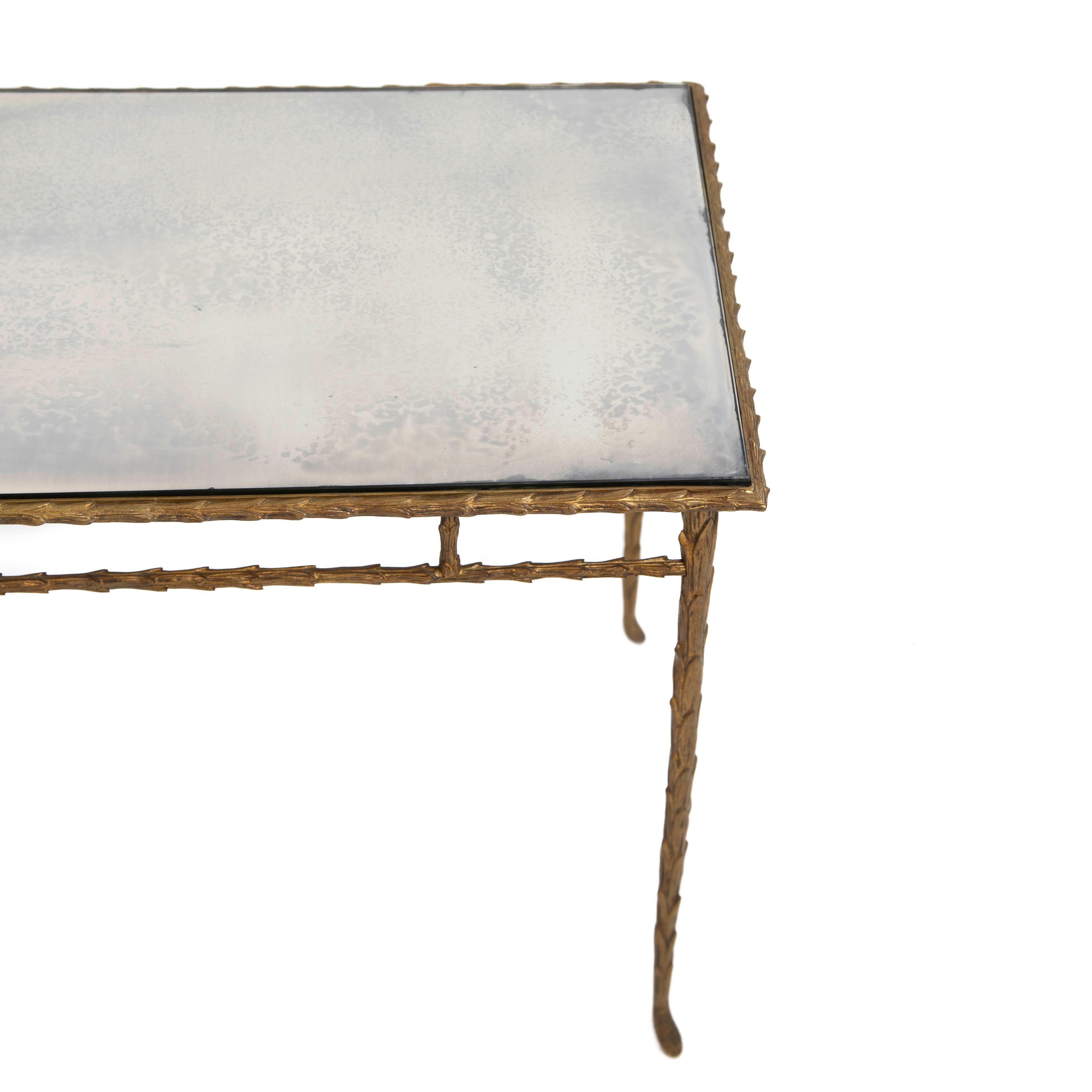 Französischer Sofatisch aus Bronze im Palmenblatt-Design von Maison Charles, 60er Jahre im Angebot 2