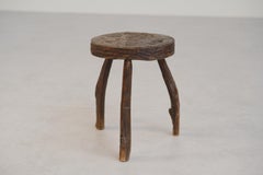 French Mid-Century Brutalist Stool – Hand-Carved Organic Form, 1950s Primitive