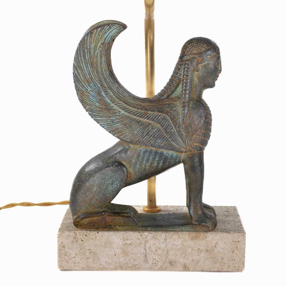 Lampe de table Sphinx en bronze moulé du milieu du siècle par la Maison Le Dauphin 1970  en vente 1
