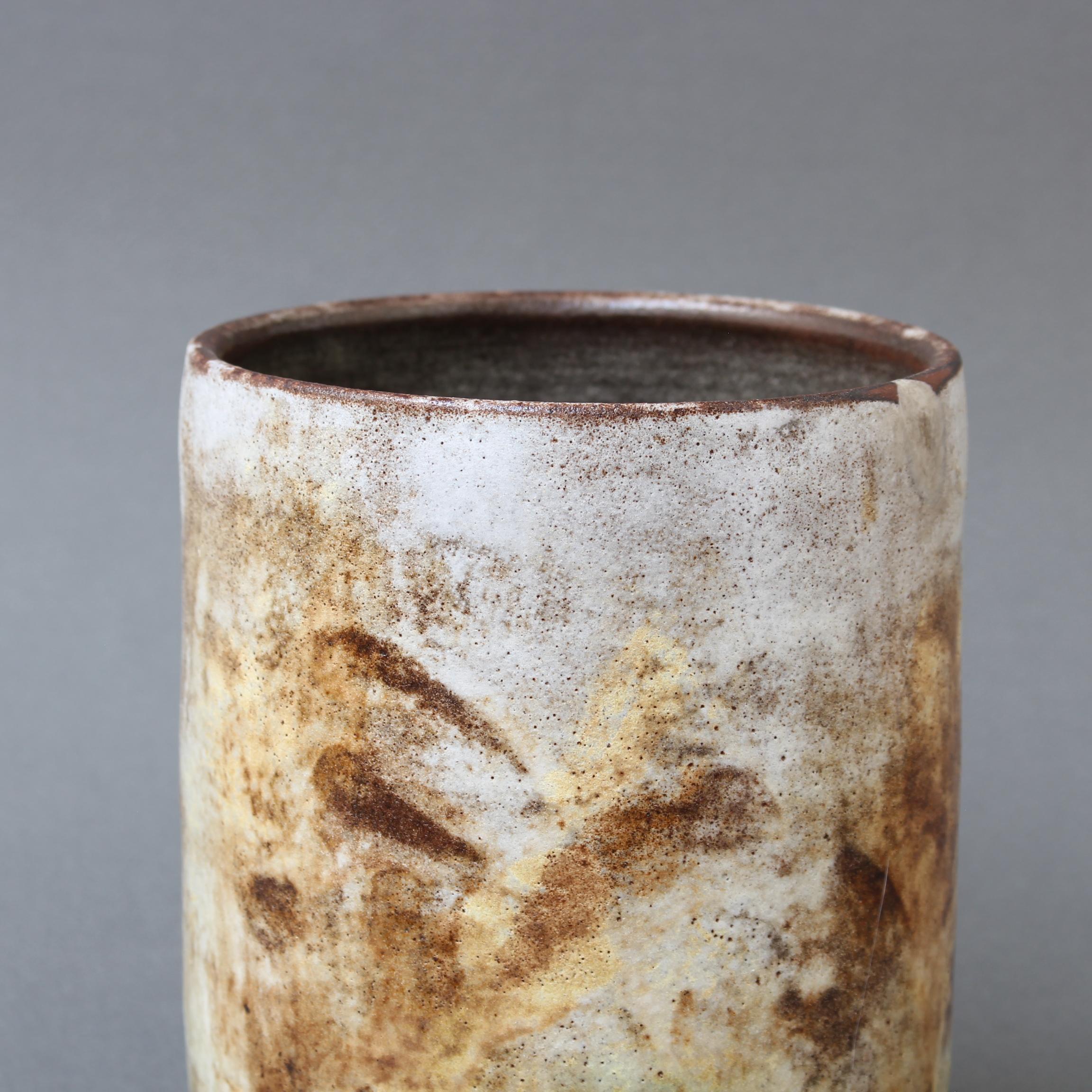 French Mid-Century Ceramic Vase by Alexandre Kostanda (circa 1960s) For Sale 5