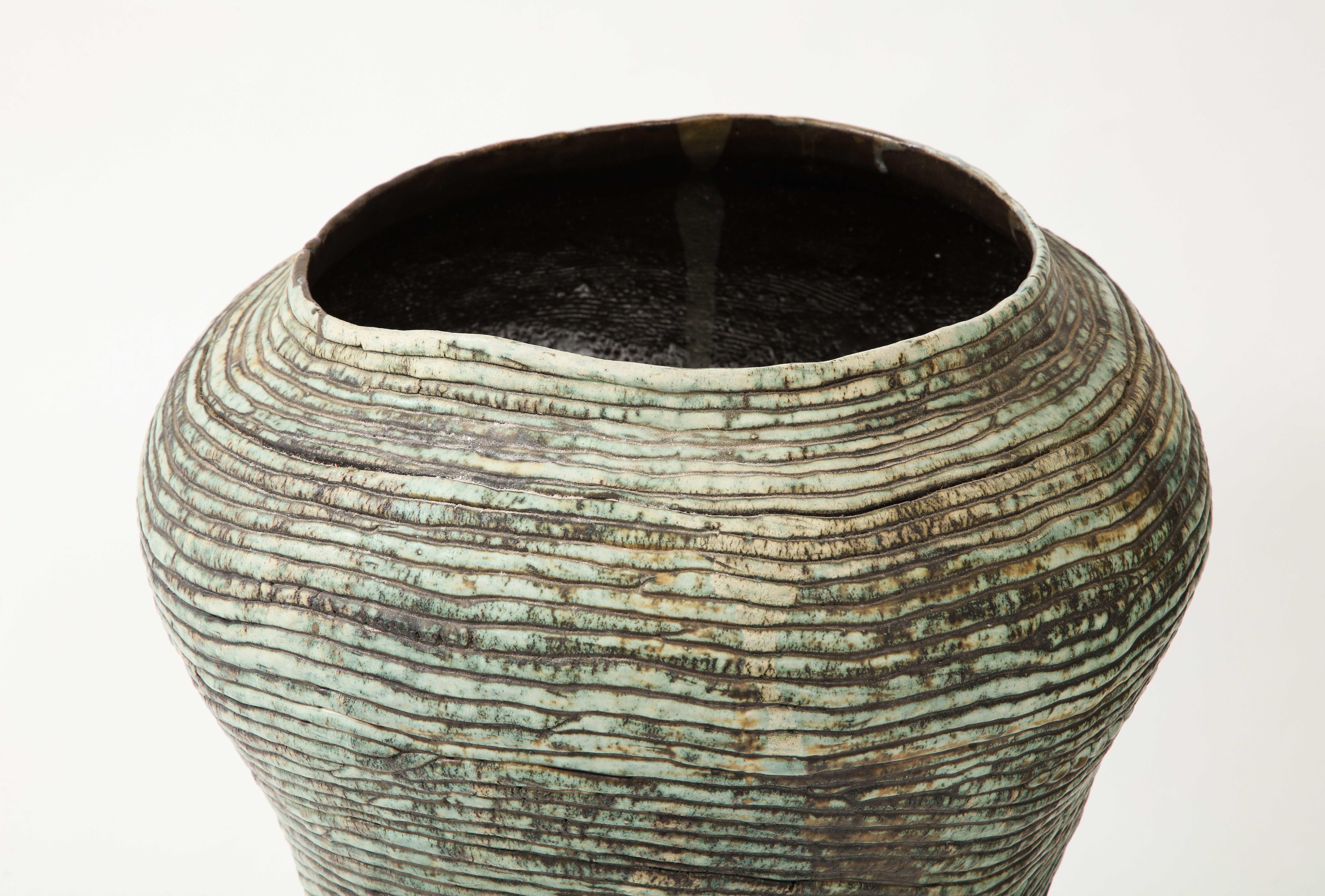 Vases en céramique du milieu du siècle Bon état - En vente à New York, NY