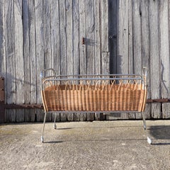 French Mid-Century Childrens Bed /- Vintage mobile Cot in Rattan and Chrome-60s